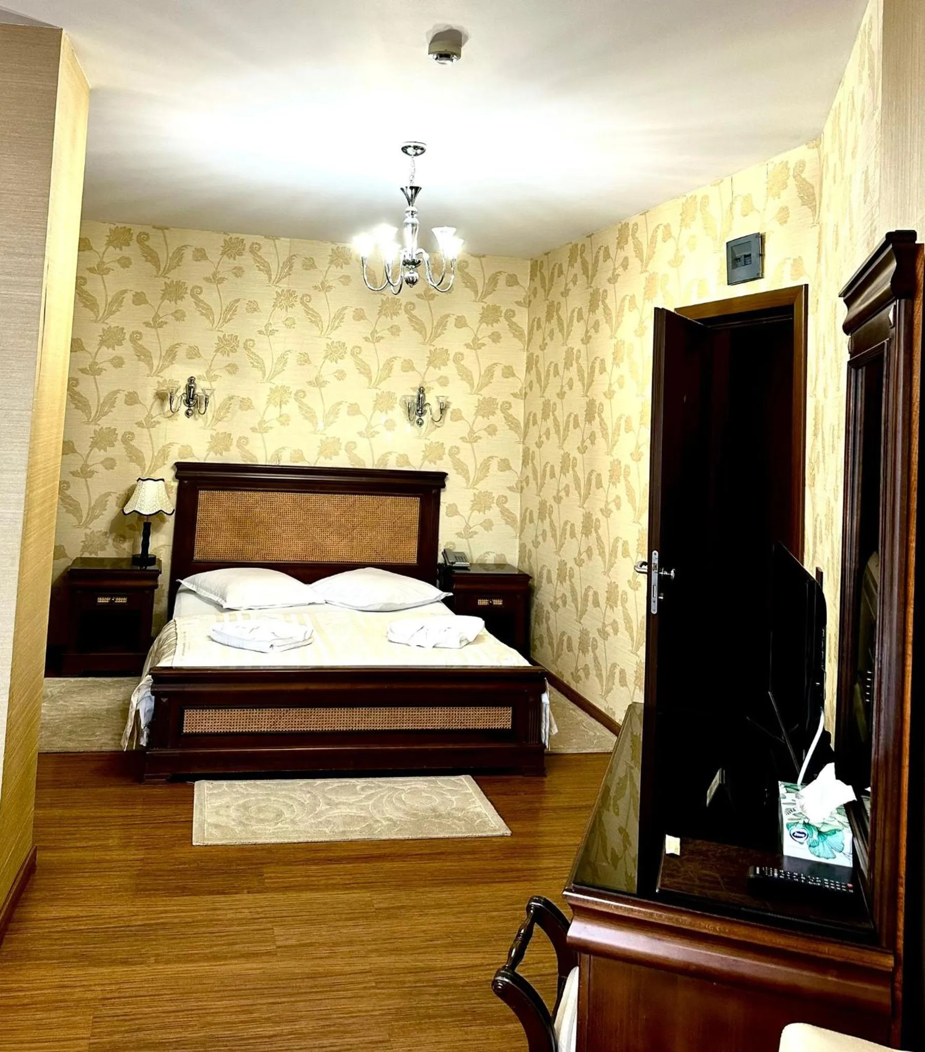 Bedroom, Bed in Acapulco Hotel