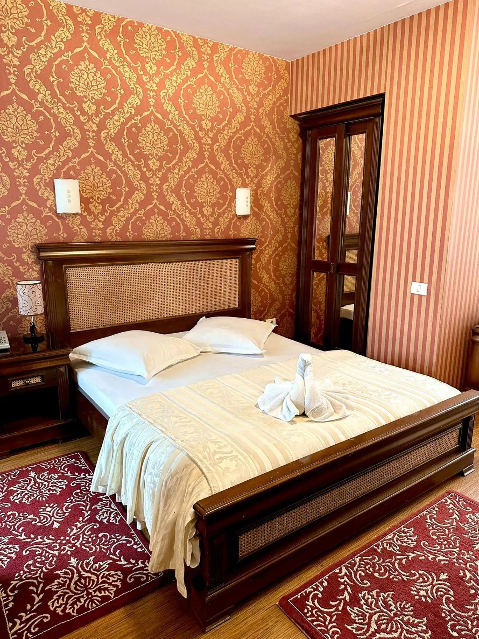 Bedroom, Bed in Acapulco Hotel