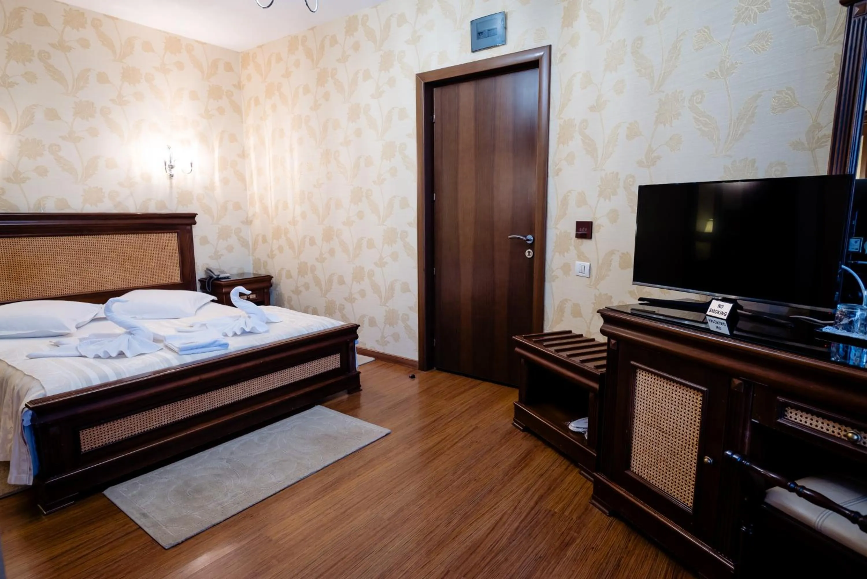 Bed in Acapulco Hotel