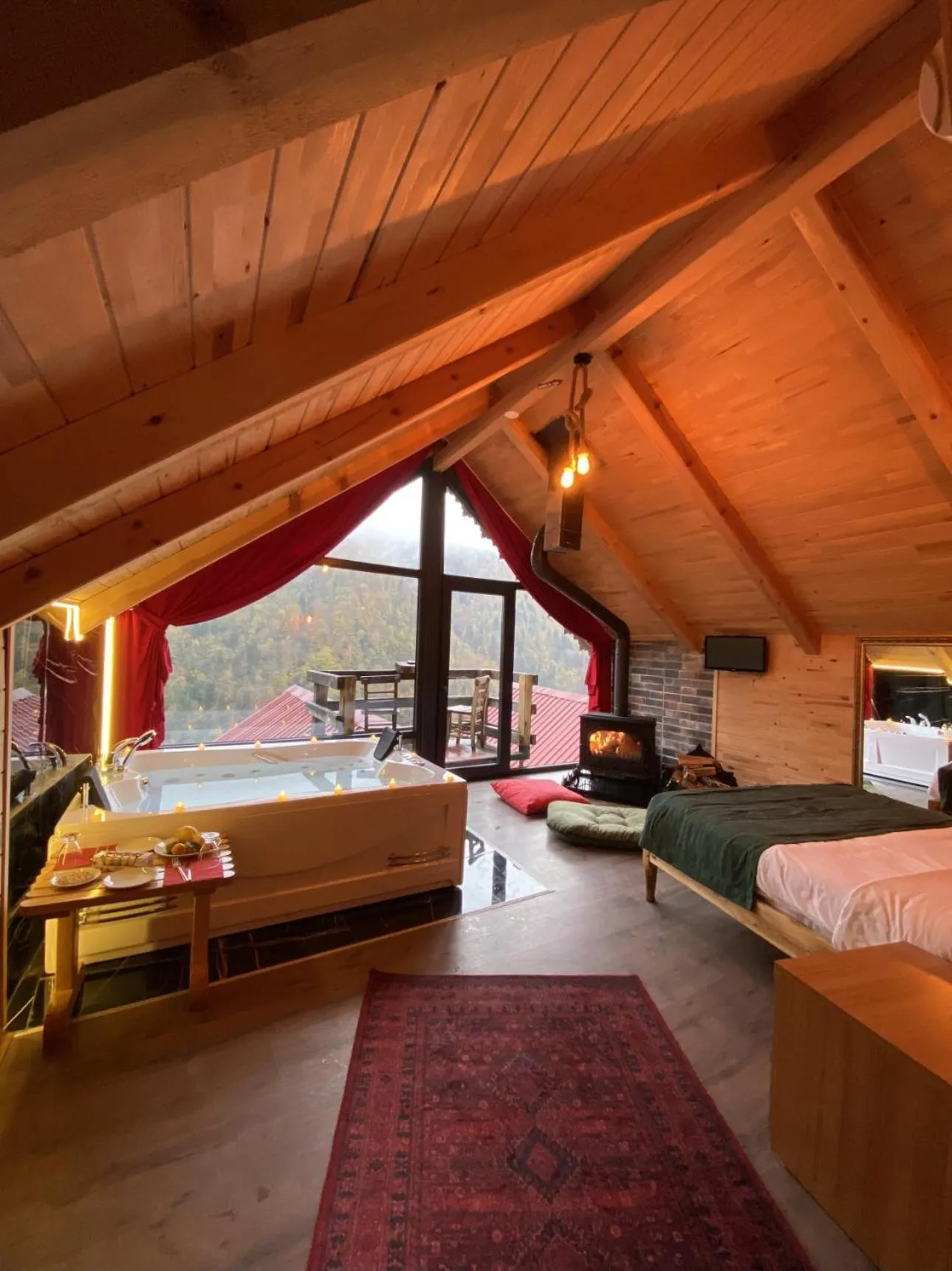 Bed in Seyr-i Cennet Dag Evleri