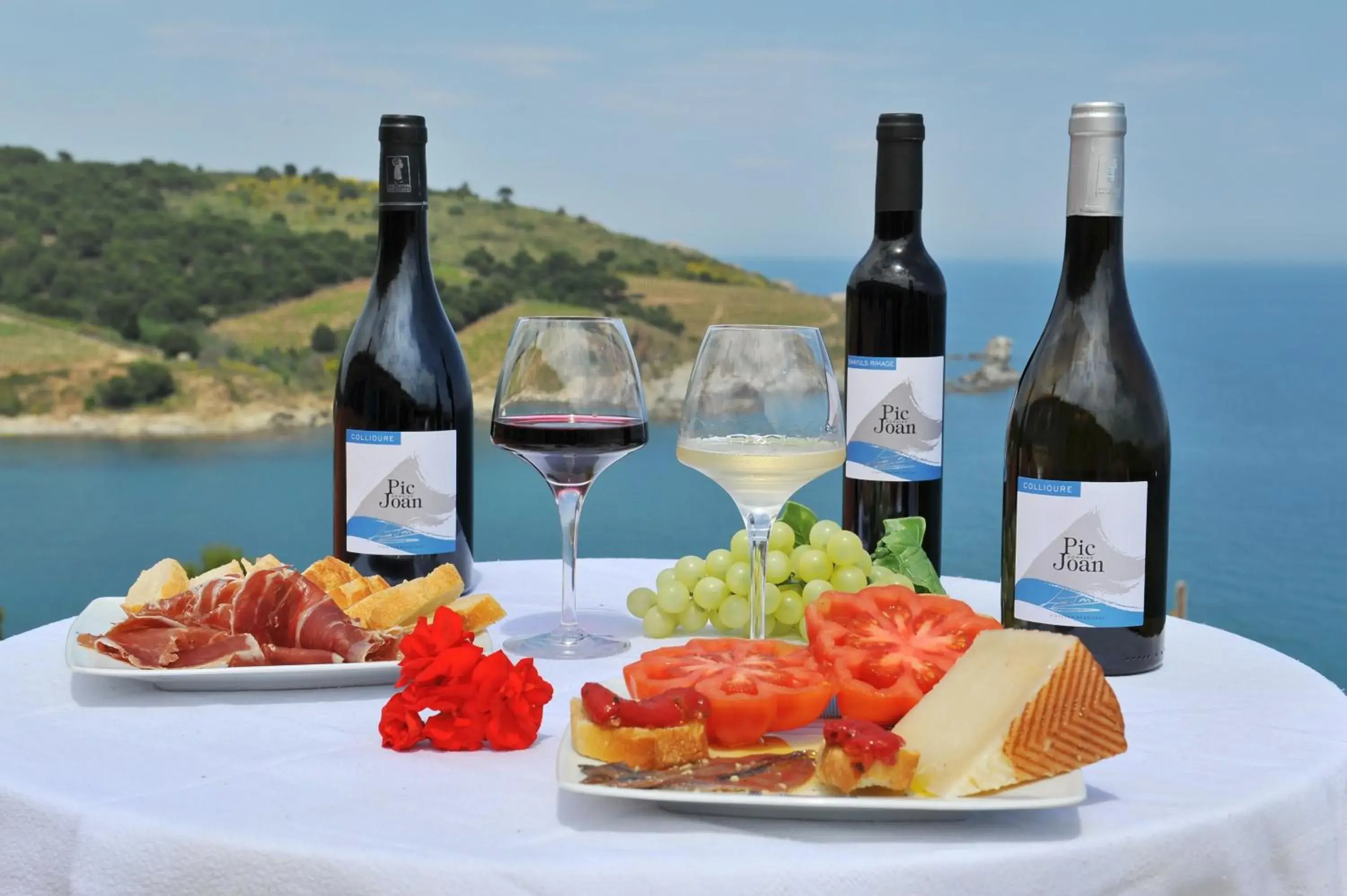 Food and drinks in Logis Hotel Solhotel Food and drinks in Logis Hotel Solhotel