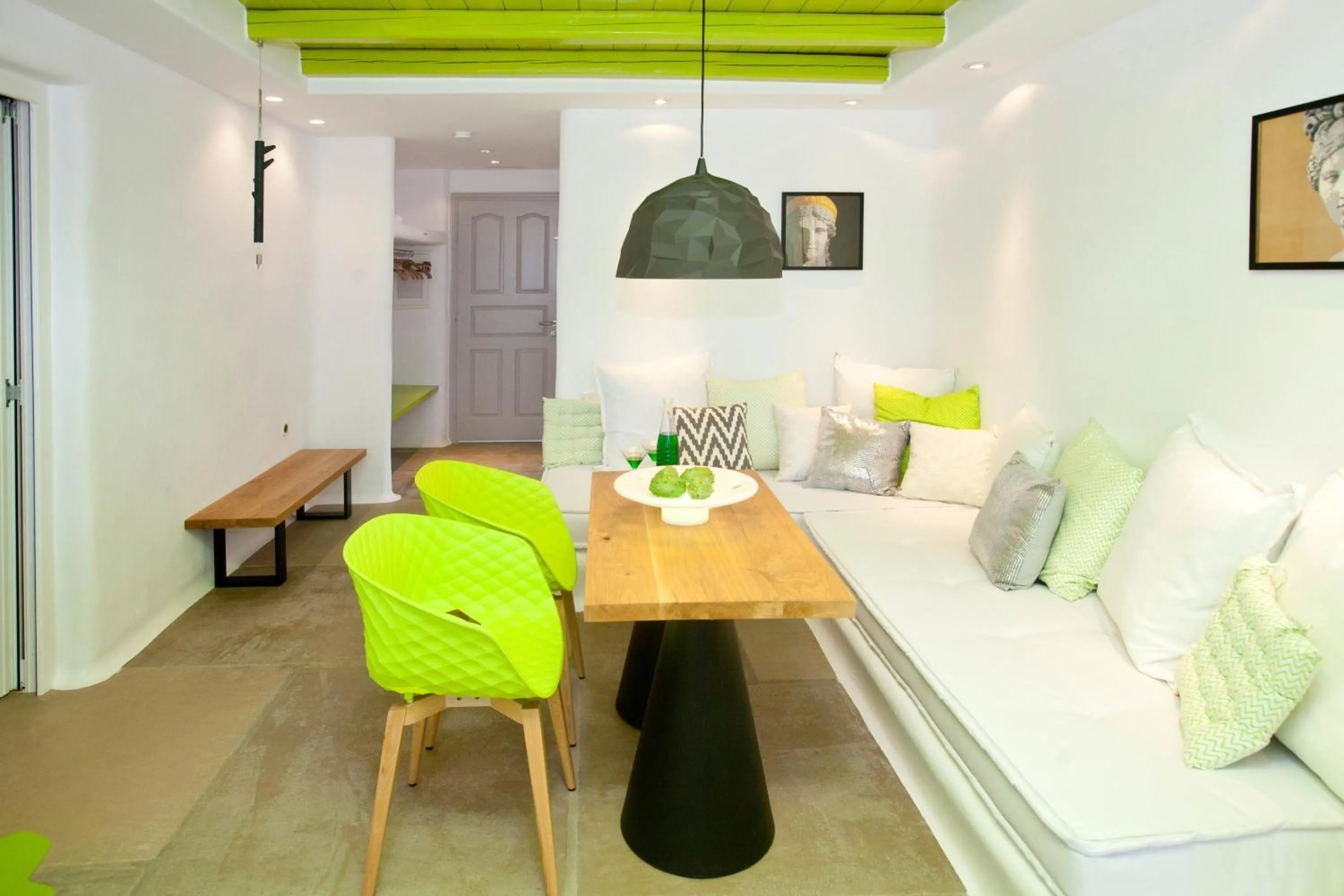 Living room in Golden Sun Hotel