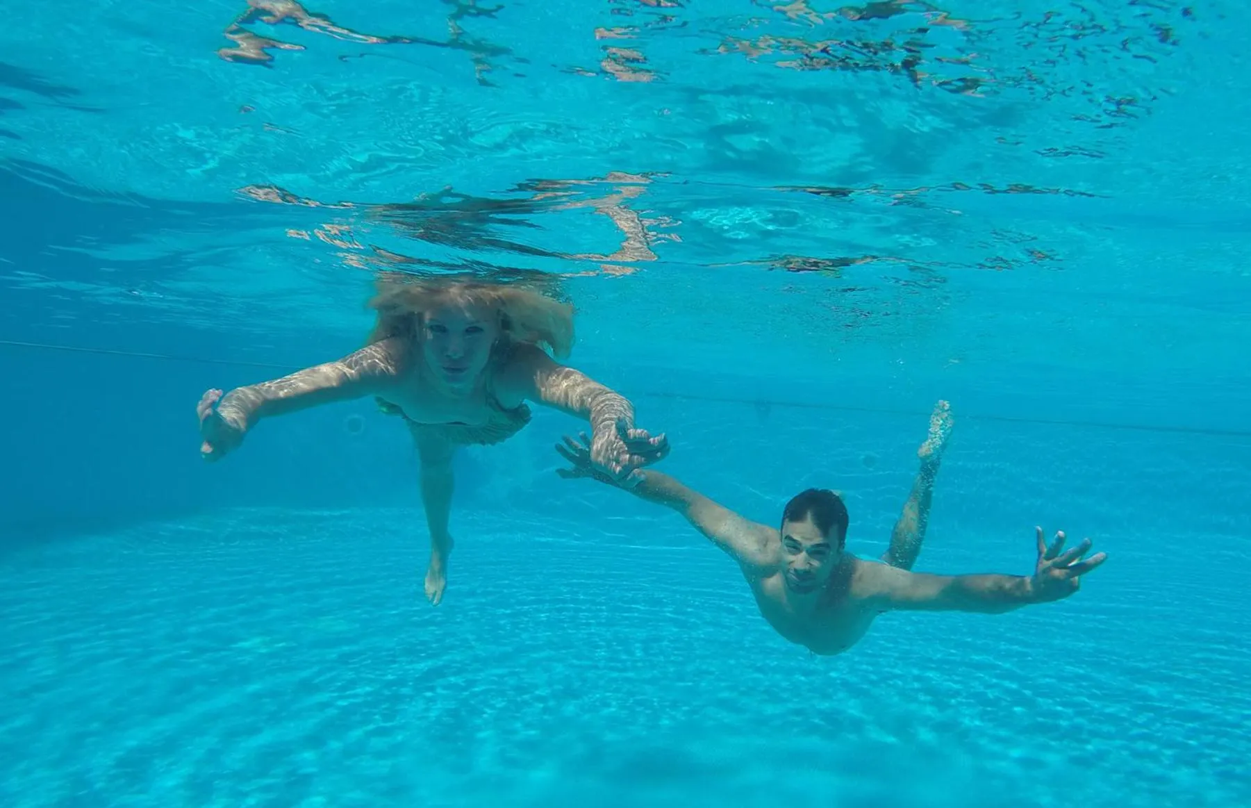 Swimming pool in Golden Sun Hotel