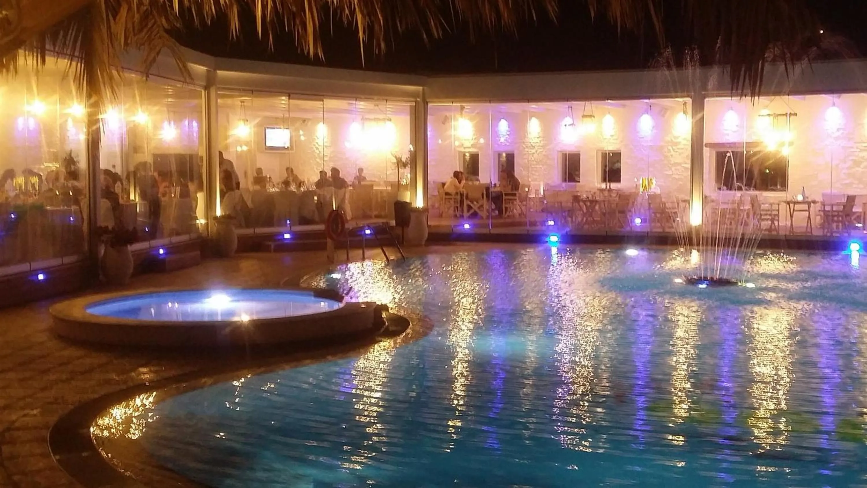 Swimming pool in Golden Sun Hotel