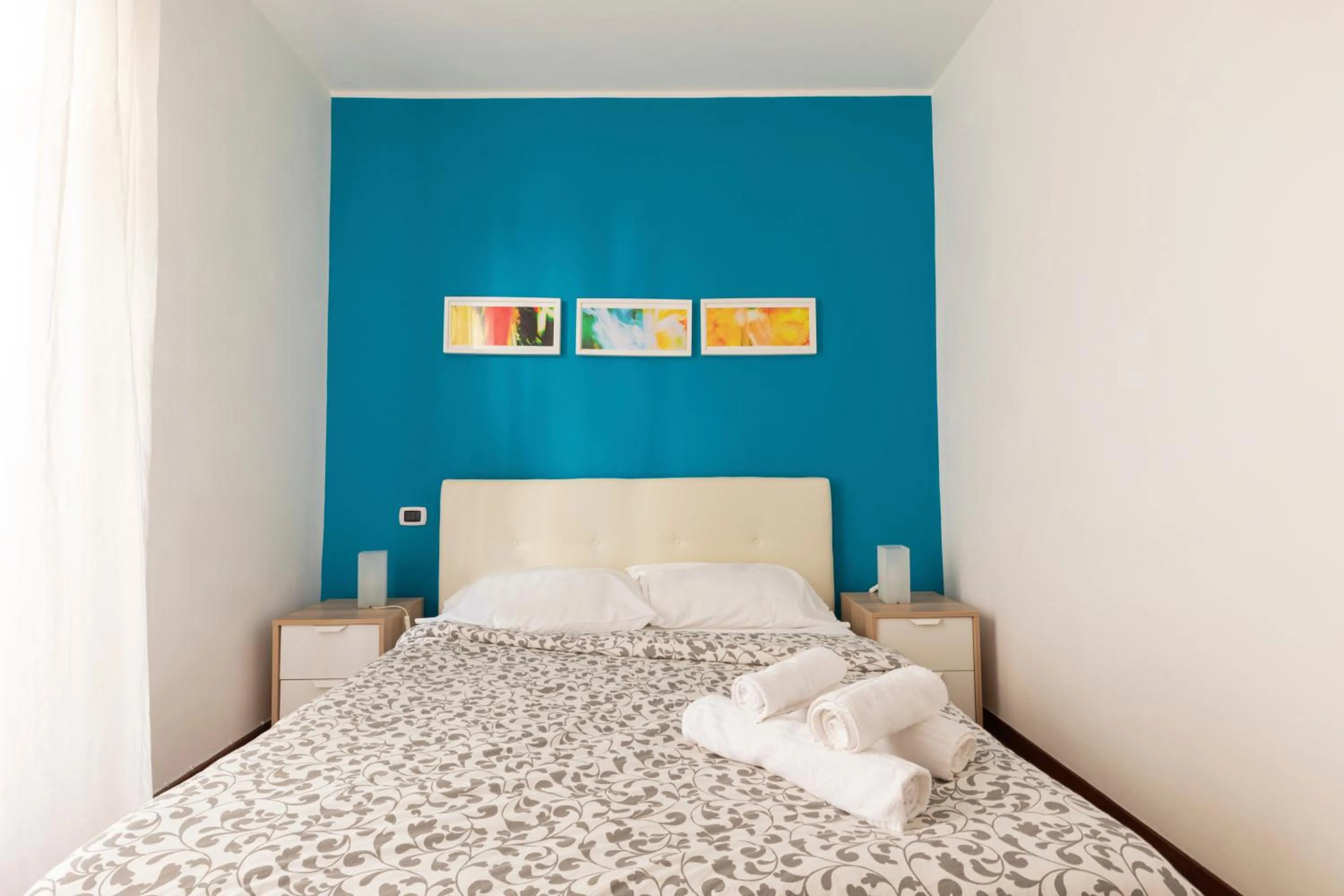 Photo of the whole room, Bed in Borgo Vittorio St. Peter Apartments