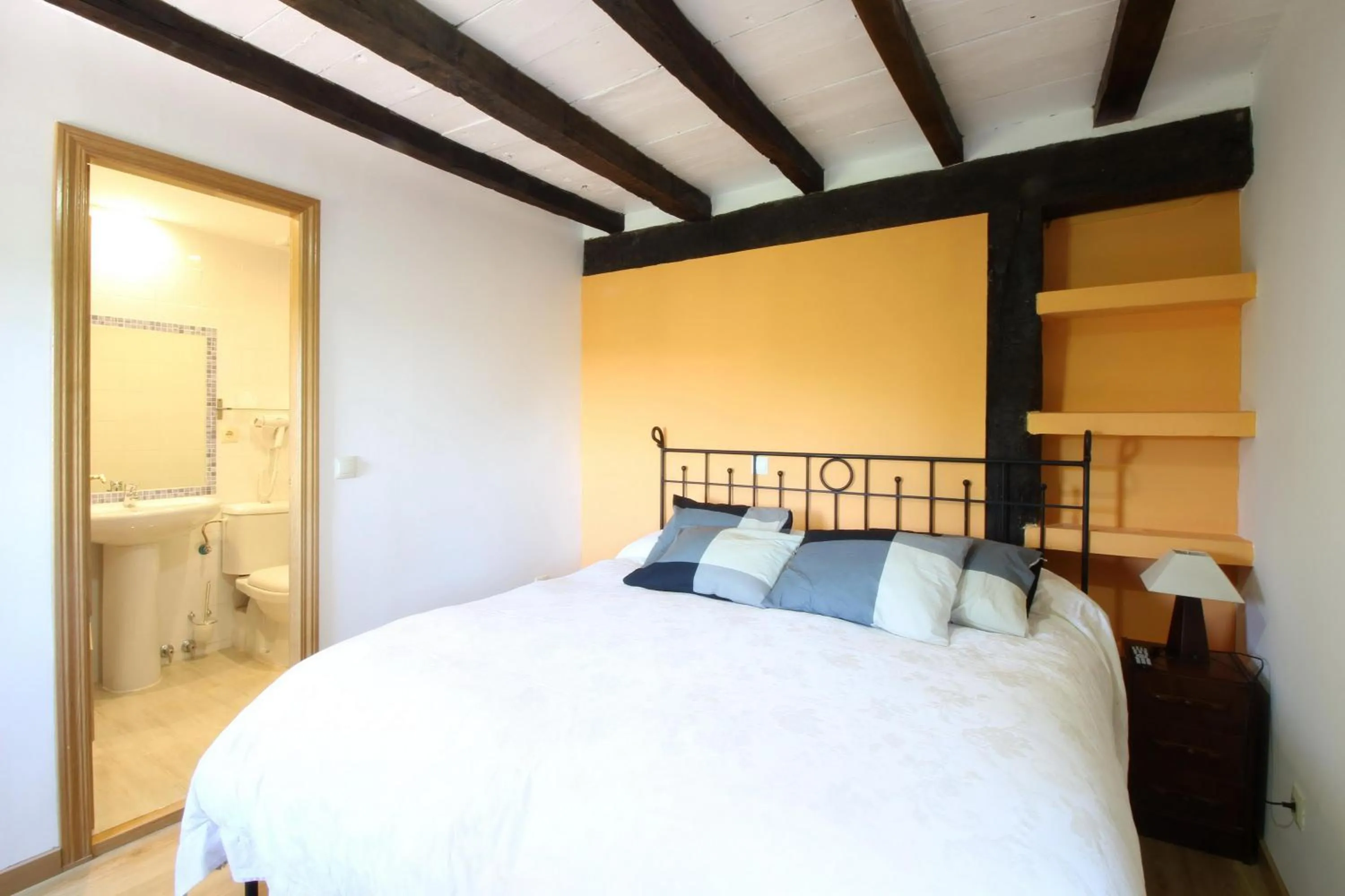 Bed in La Posada Del Santuario