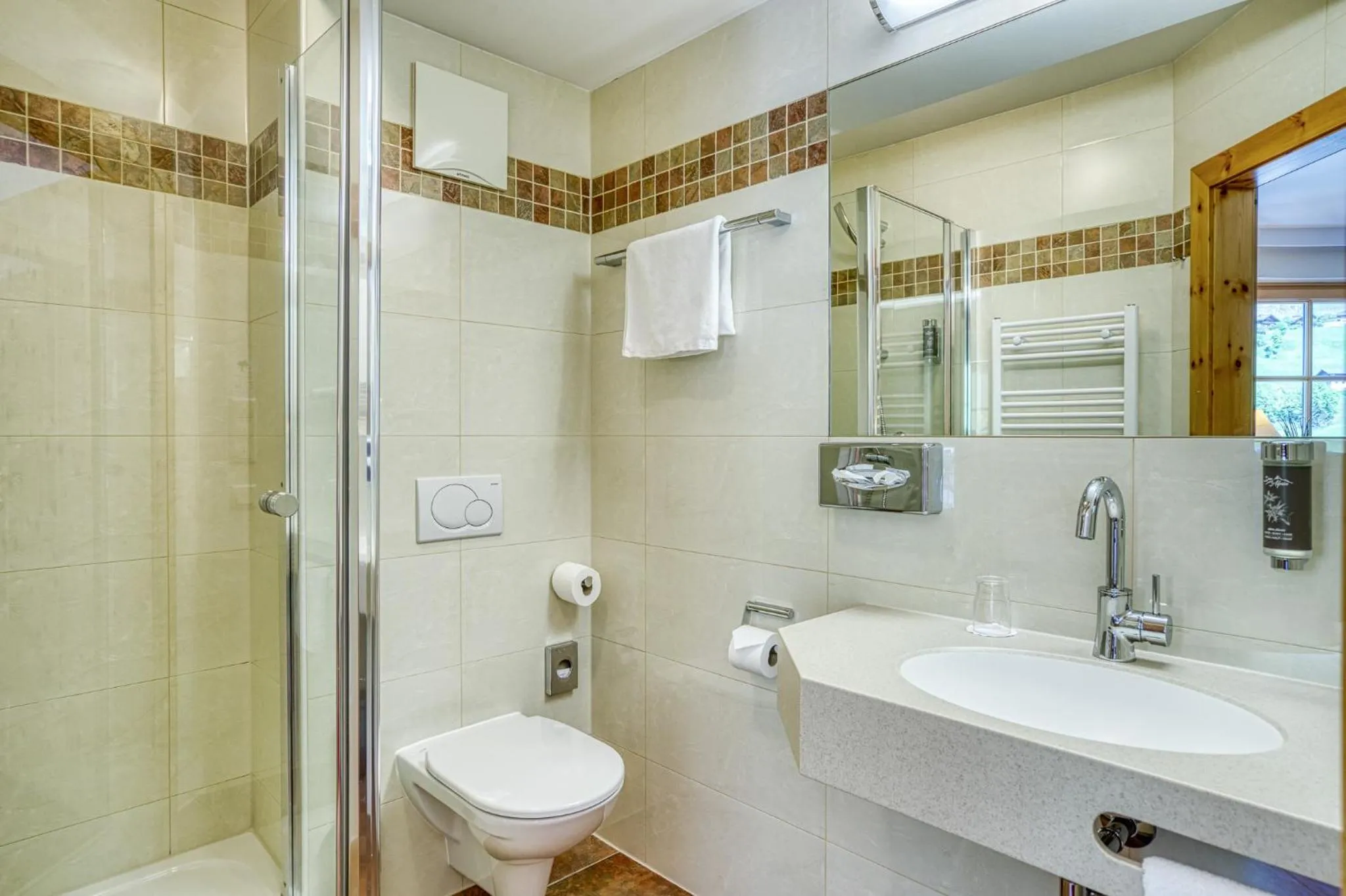 Bathroom in Hotel Alte Post