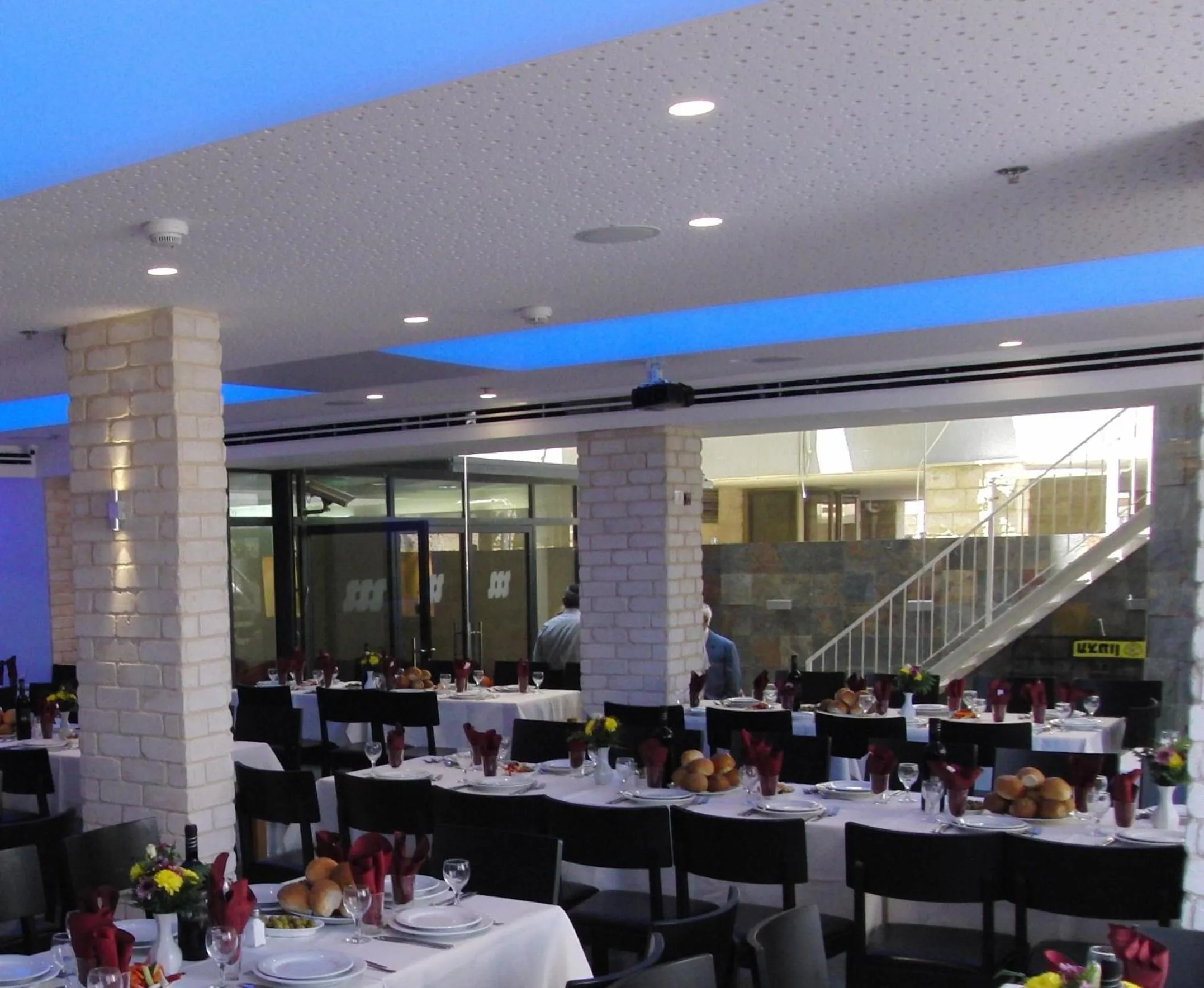 Restaurant/places to eat in Margoa Hotel Netanya