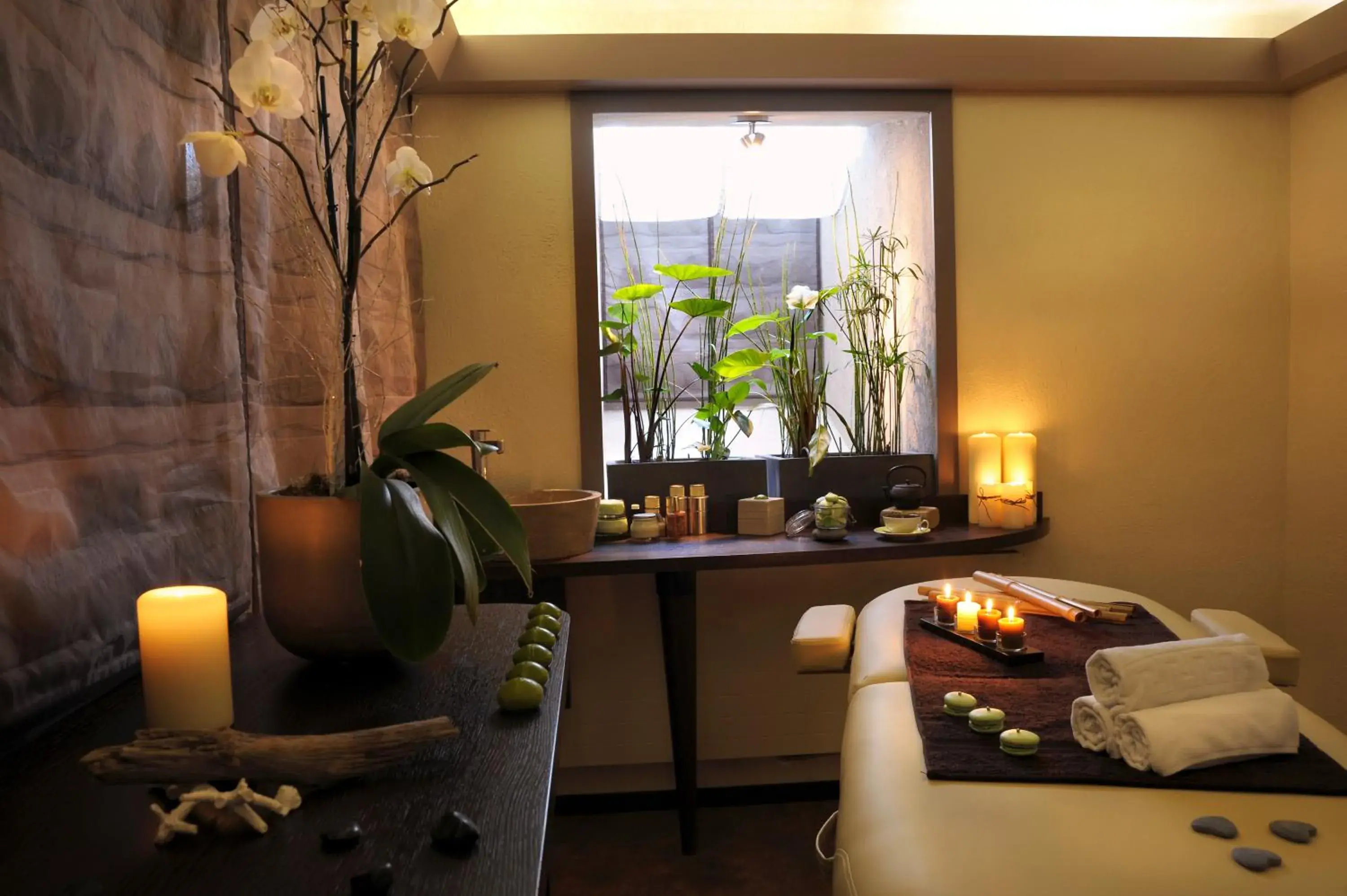 Spa and wellness centre/facilities, Bed in Hôtel L'Yeuse - Teritoria Spa and wellness centre/facilities, Bed in Hôtel L'Yeuse - Teritoria