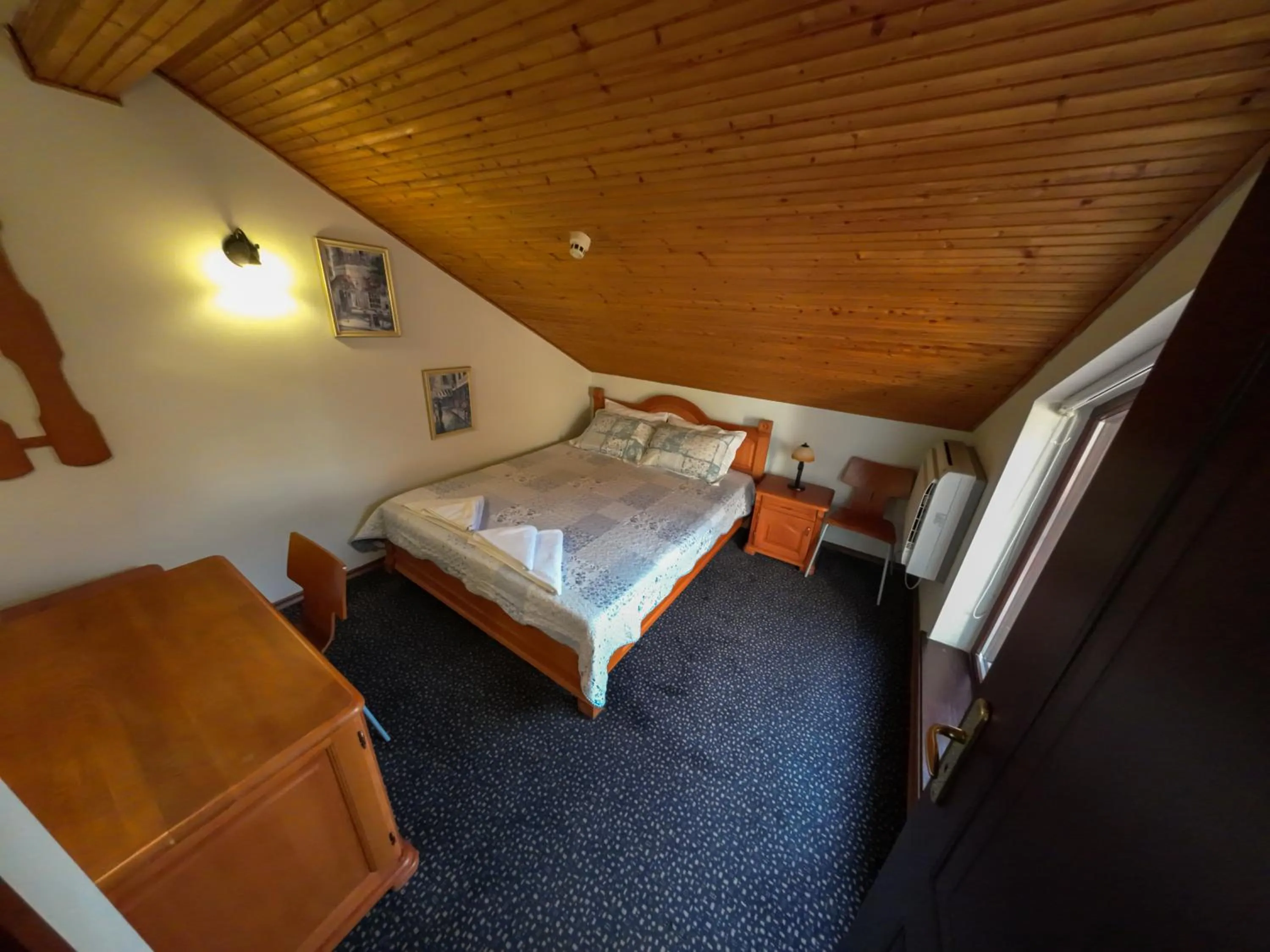 Bed in Boutique Hotel St. Stefan