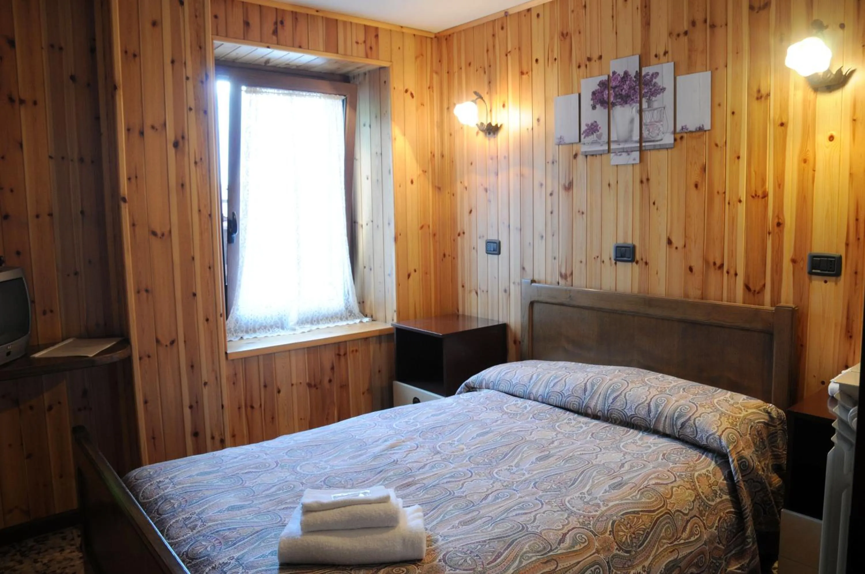 Photo of the whole room, Bed in Hotel Eternità