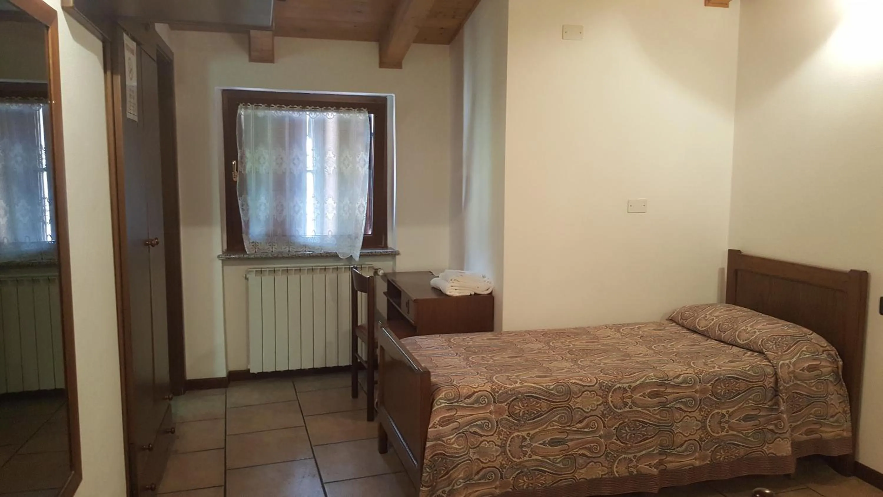 Photo of the whole room, Bed in Hotel Eternità