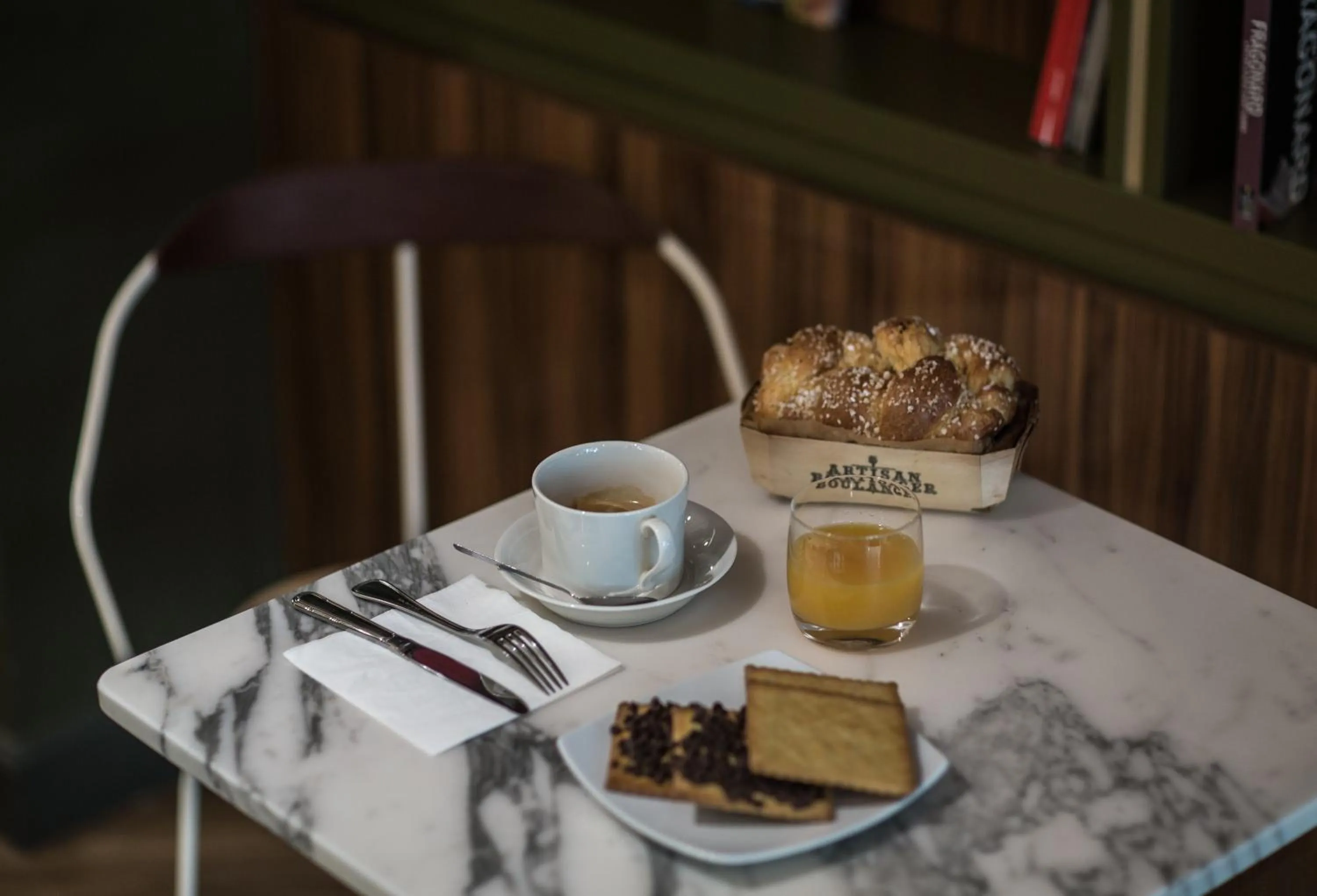 Buffet breakfast in Hôtel Louvre Piemont