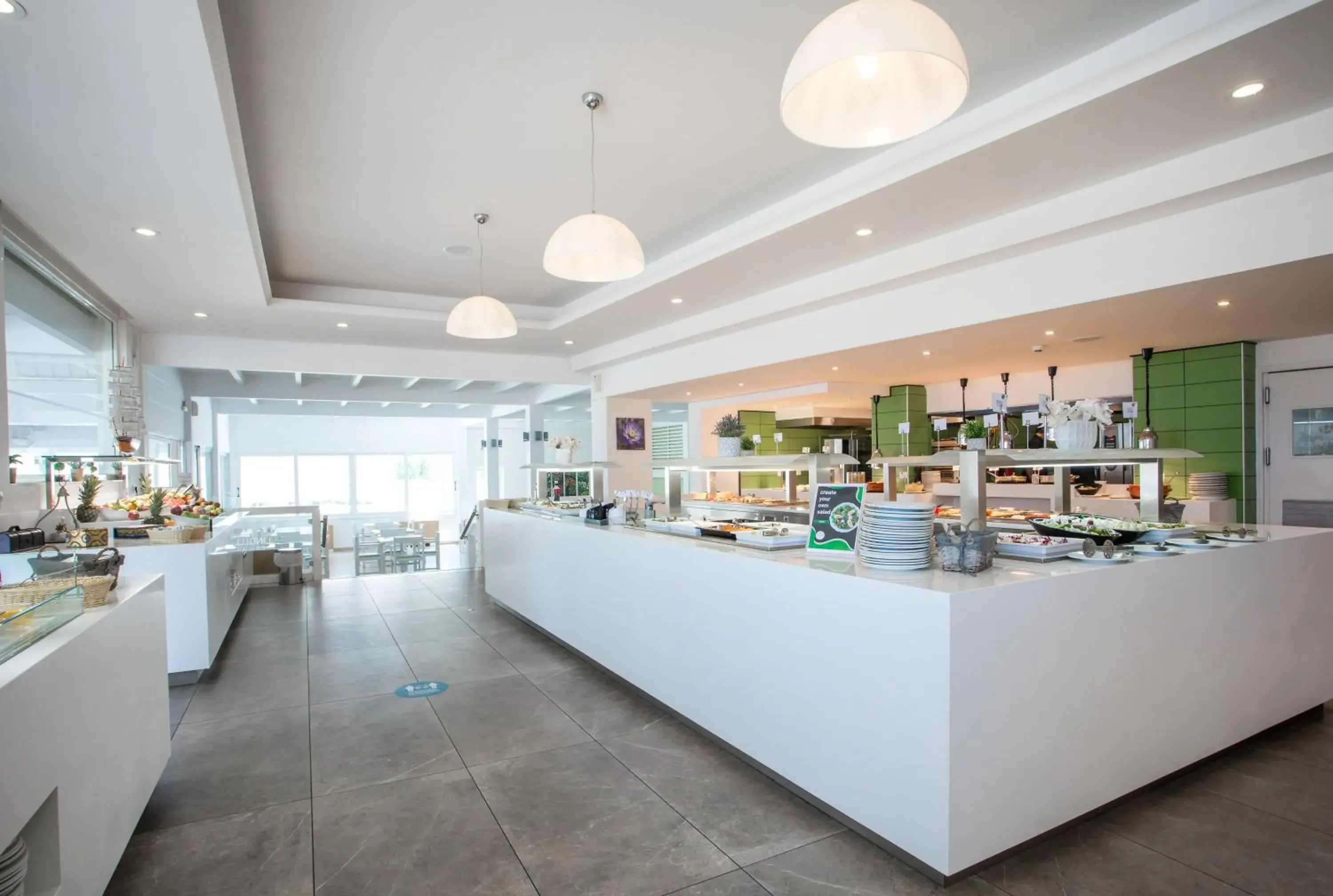 Restaurant/places to eat in Lindos White Hotel & Suites Restaurant/places to eat in Lindos White Hotel & Suites