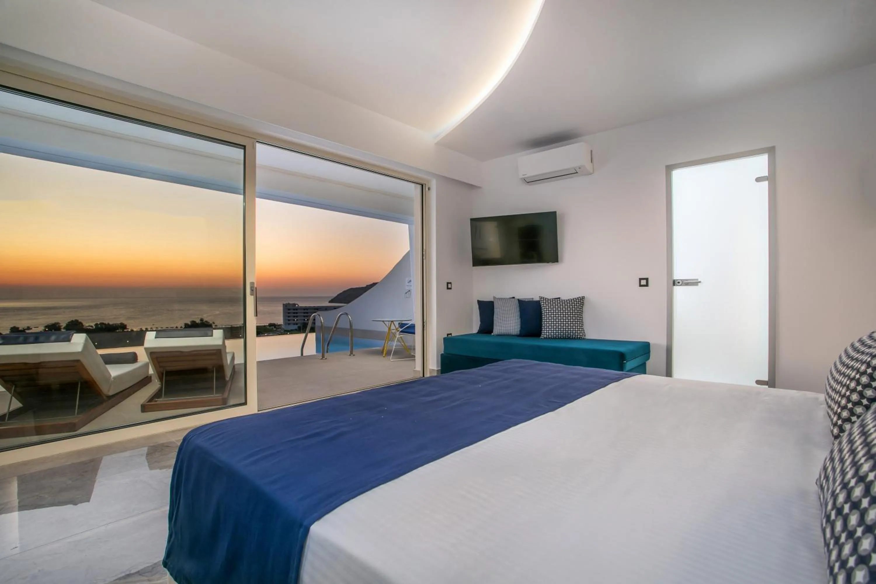 Photo of the whole room, Bed in Lindos White Hotel & Suites