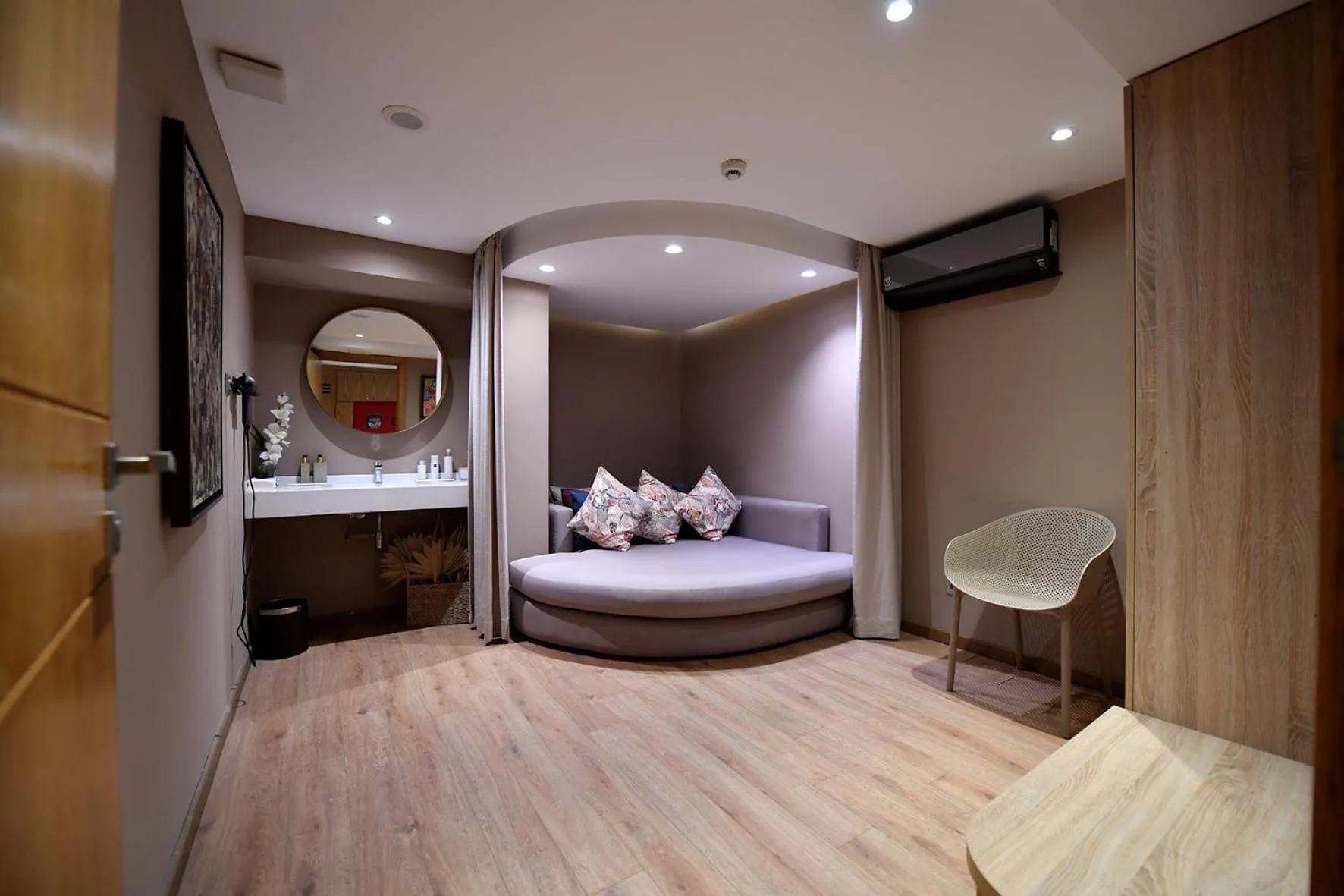 Fitness centre/facilities, Bed in Ocean Park Hotel, Premium Suites & Wellness