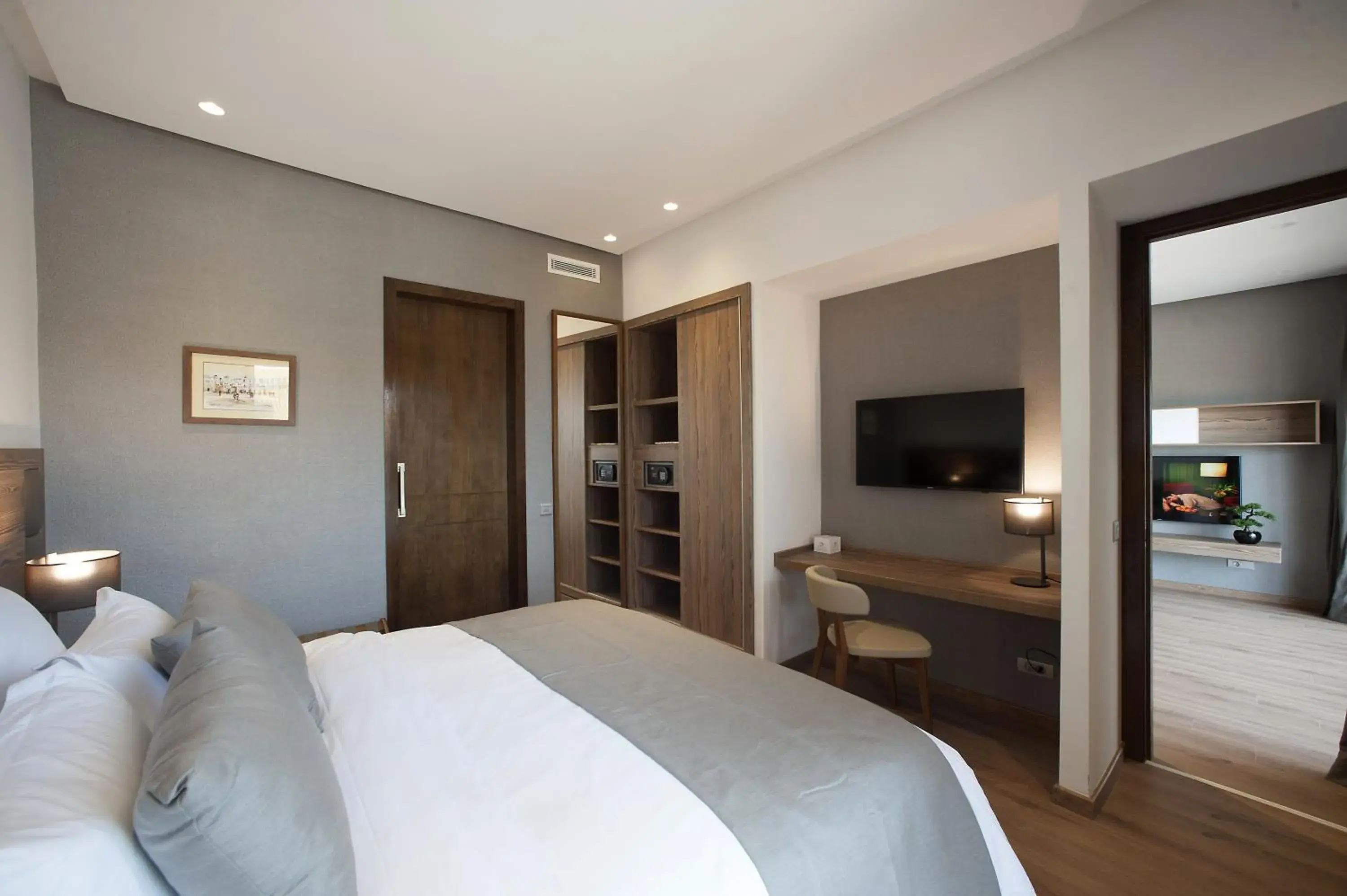 Bed in Ocean Park Hotel, Premium Suites & Wellness Bed in Ocean Park Hotel, Premium Suites & Wellness