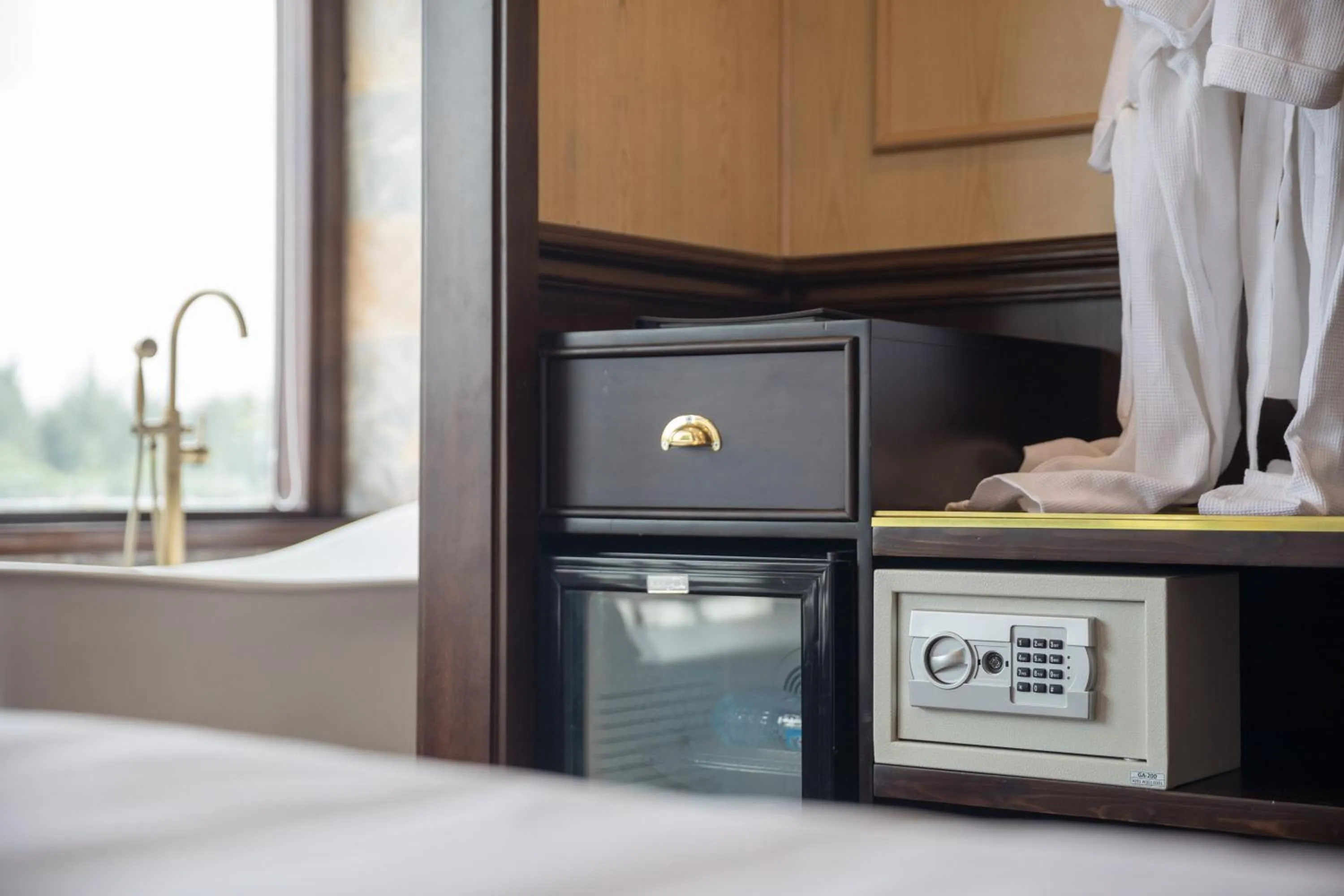 oven in Orchid Trendy Cruise