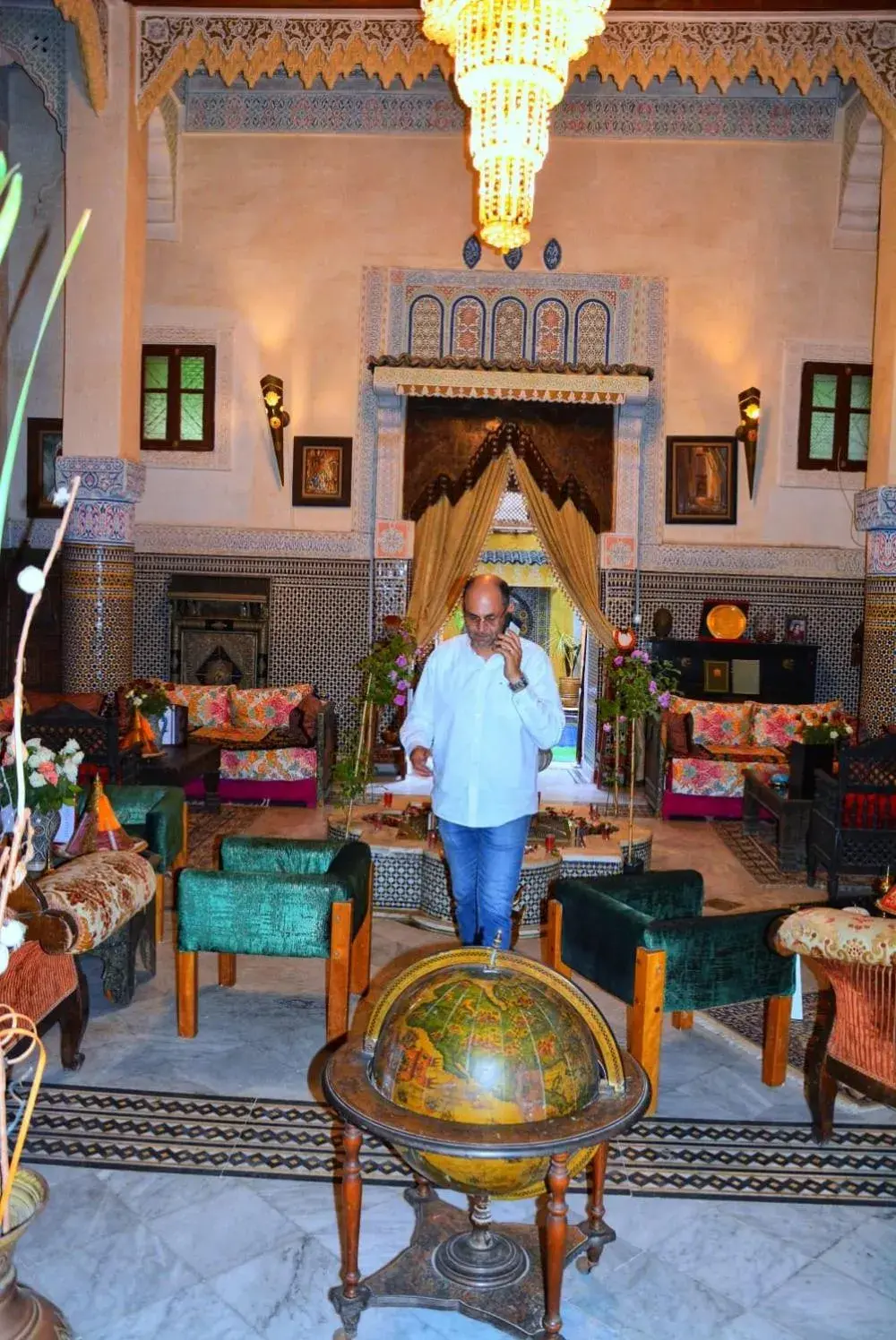 Property building in Palais AL Firdaous Property building in Palais AL Firdaous