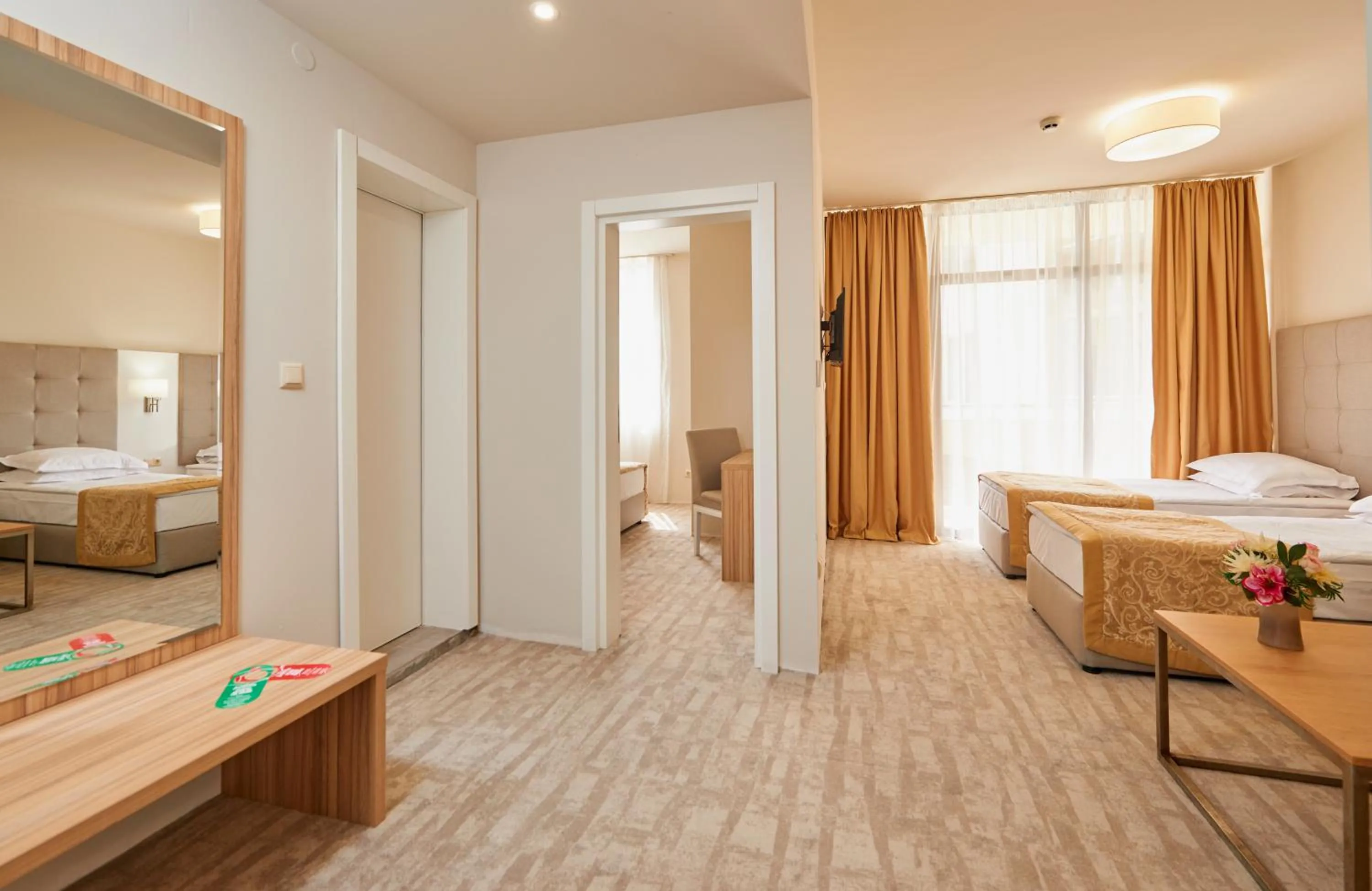 Balcony/Terrace, Bed in Hotel Laguna Park & Aqua Club - All Inclusive