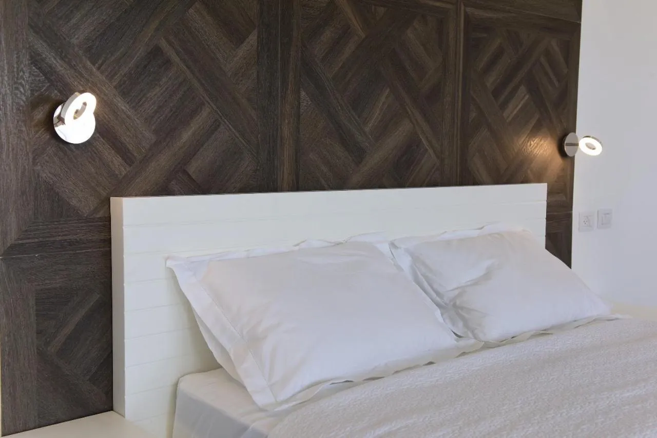 bunk bed, Bed in Presidential Penthouse