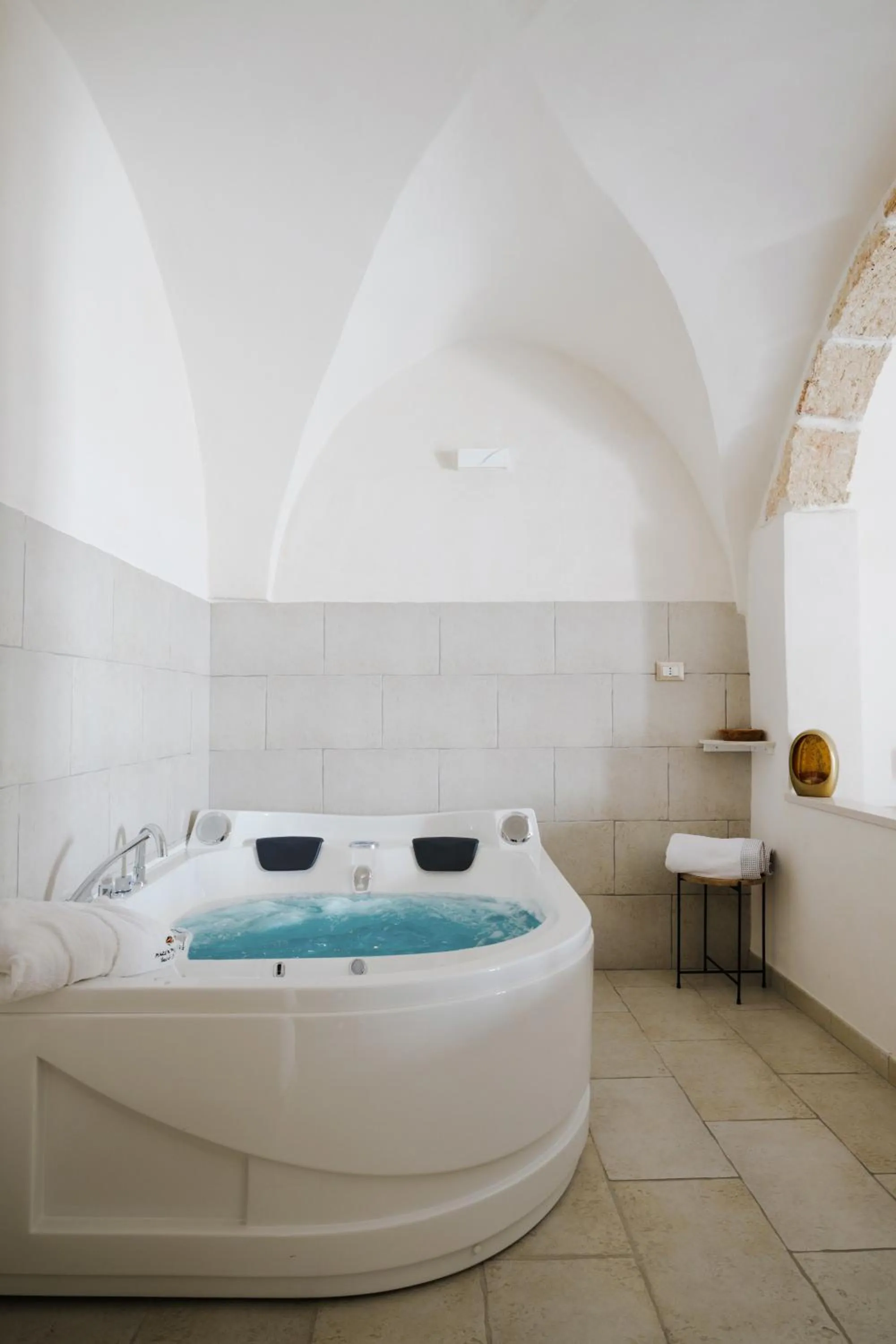 Hot Tub in BED&BREAD Piazza 'Nzegna