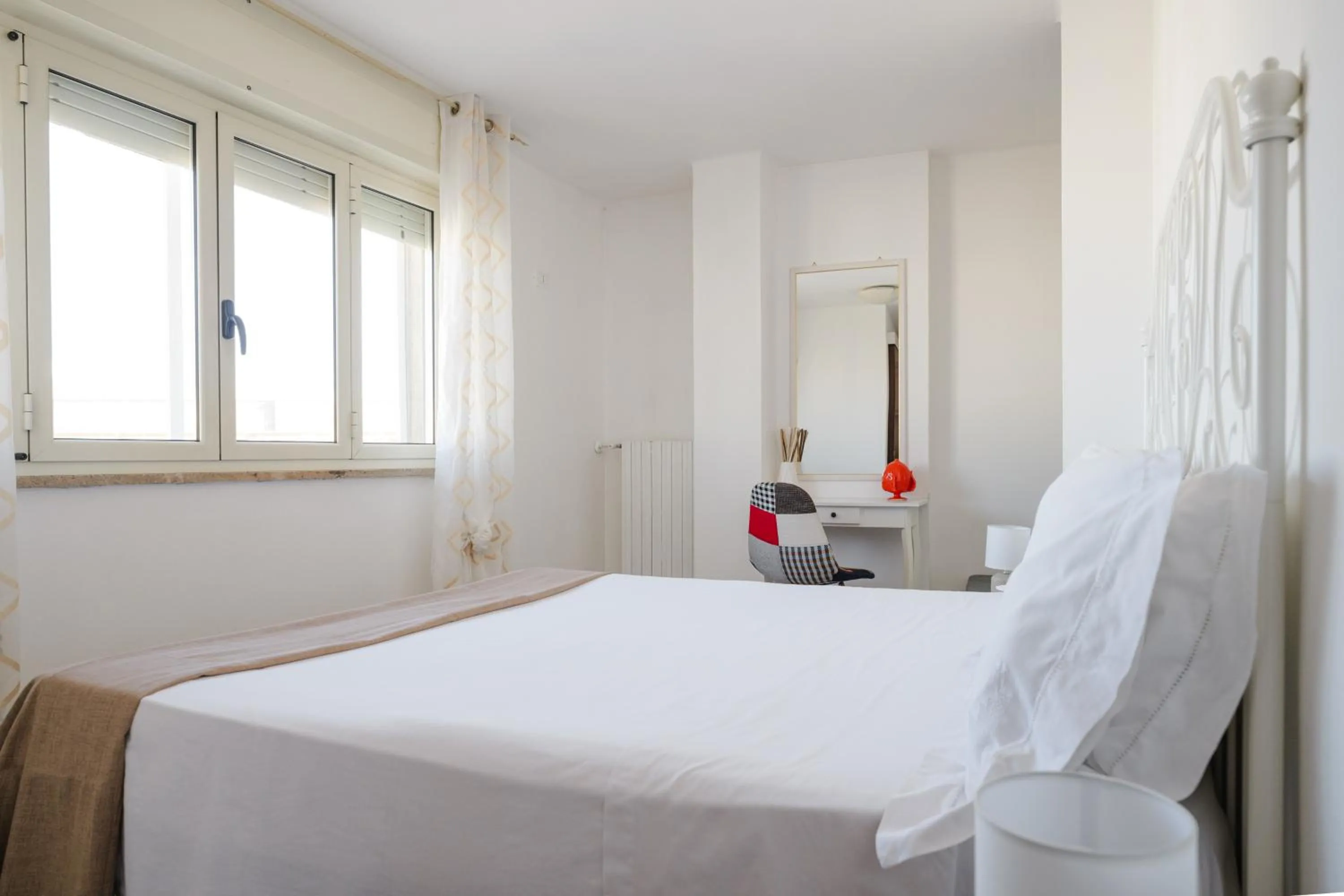 Photo of the whole room, Bed in BED&BREAD Piazza 'Nzegna