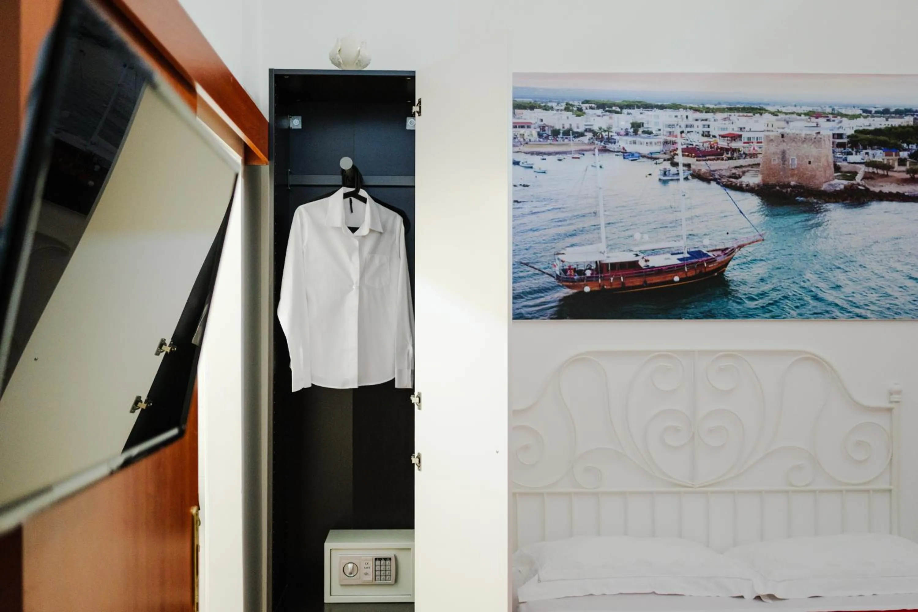 TV and multimedia in BED&BREAD Piazza 'Nzegna