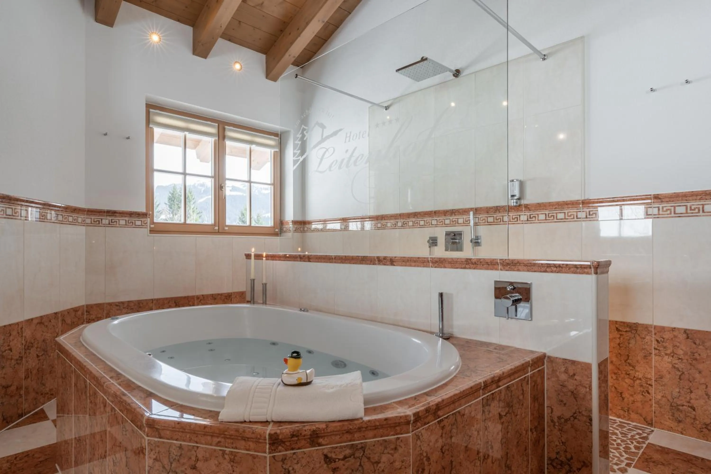 Bathroom in Hotel Leitenhof 4 Sterne Superior