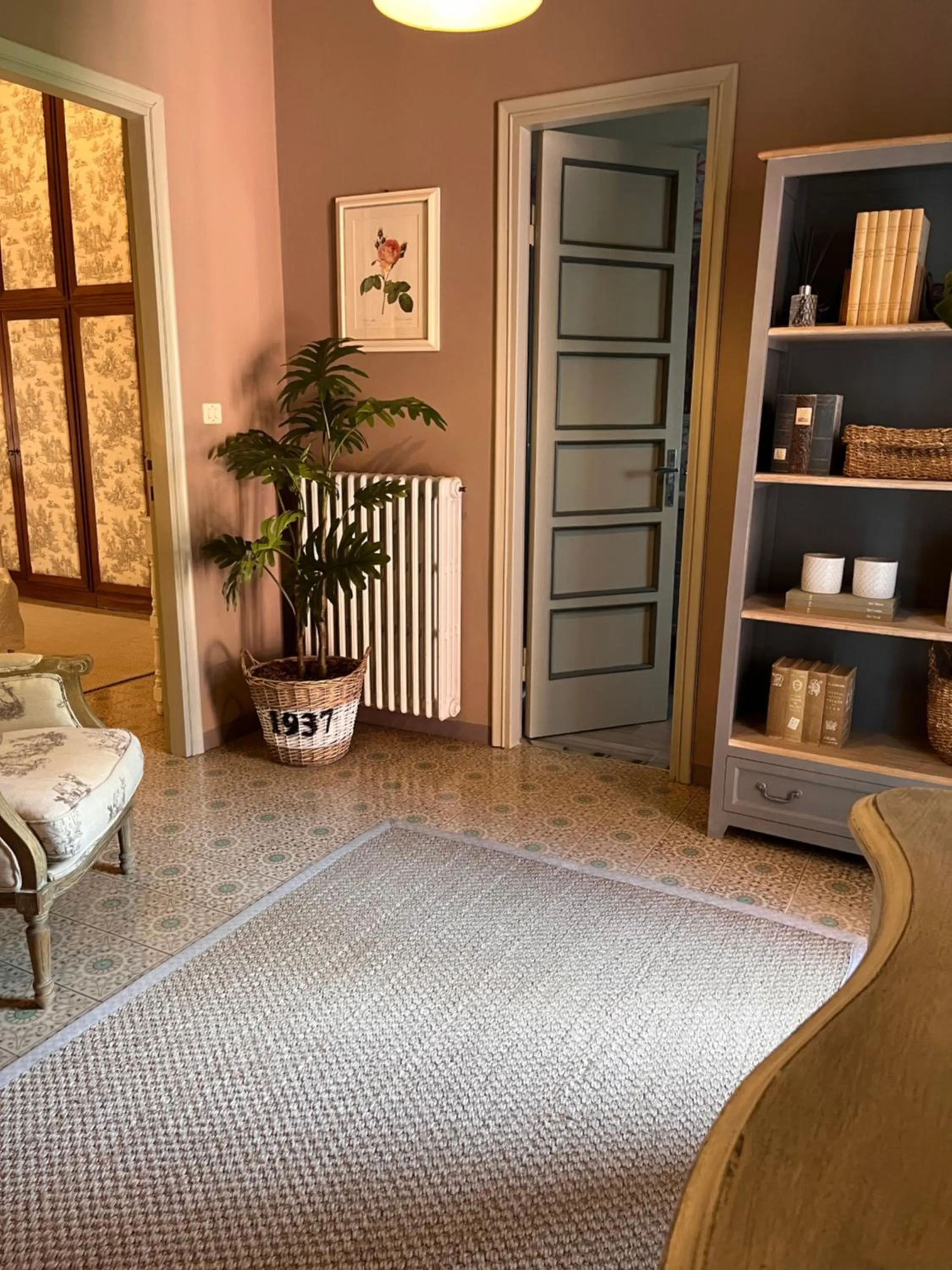 Photo of the whole room in Villa House and Garden B&B