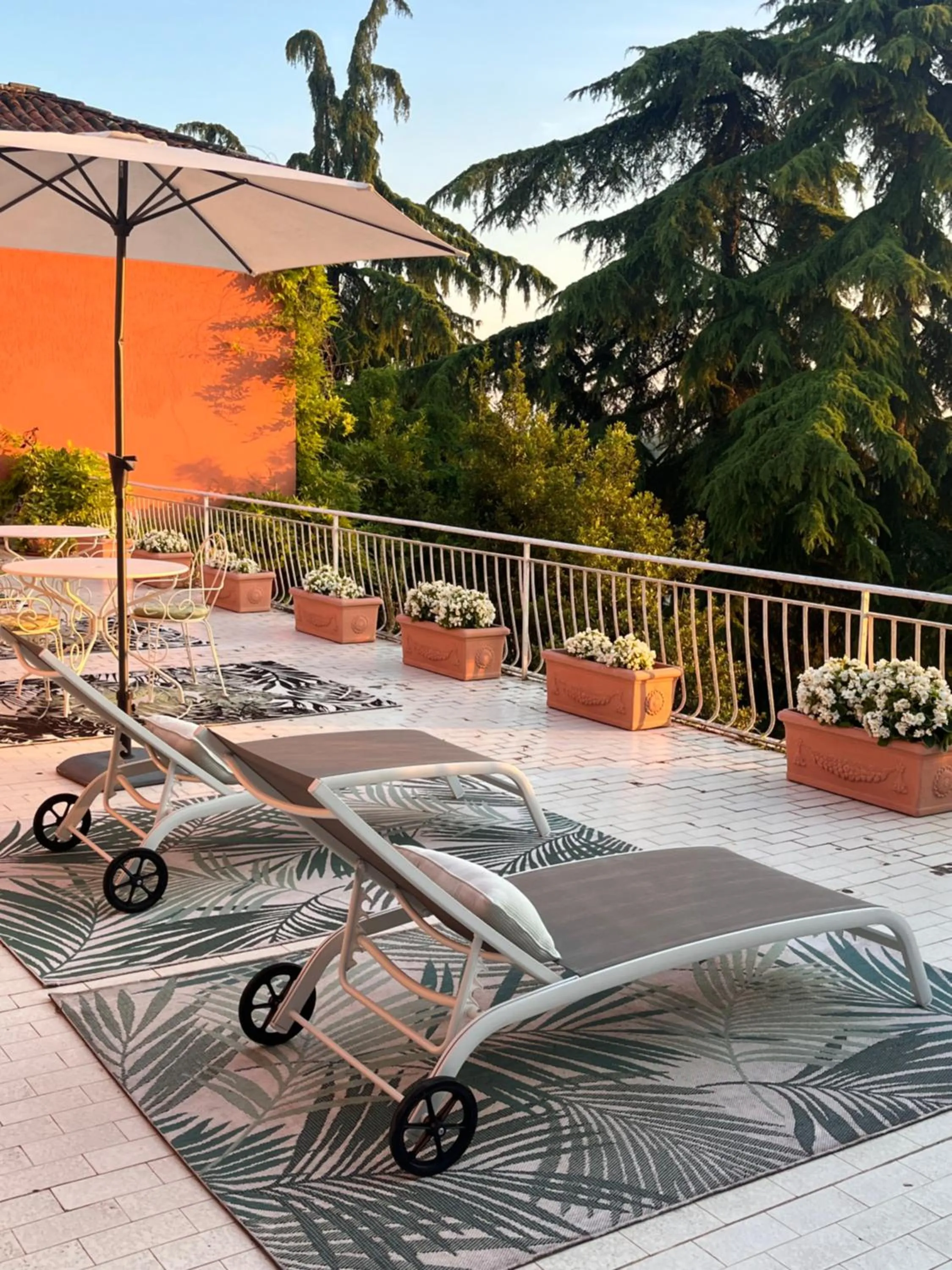 Balcony/Terrace in Villa House and Garden B&B