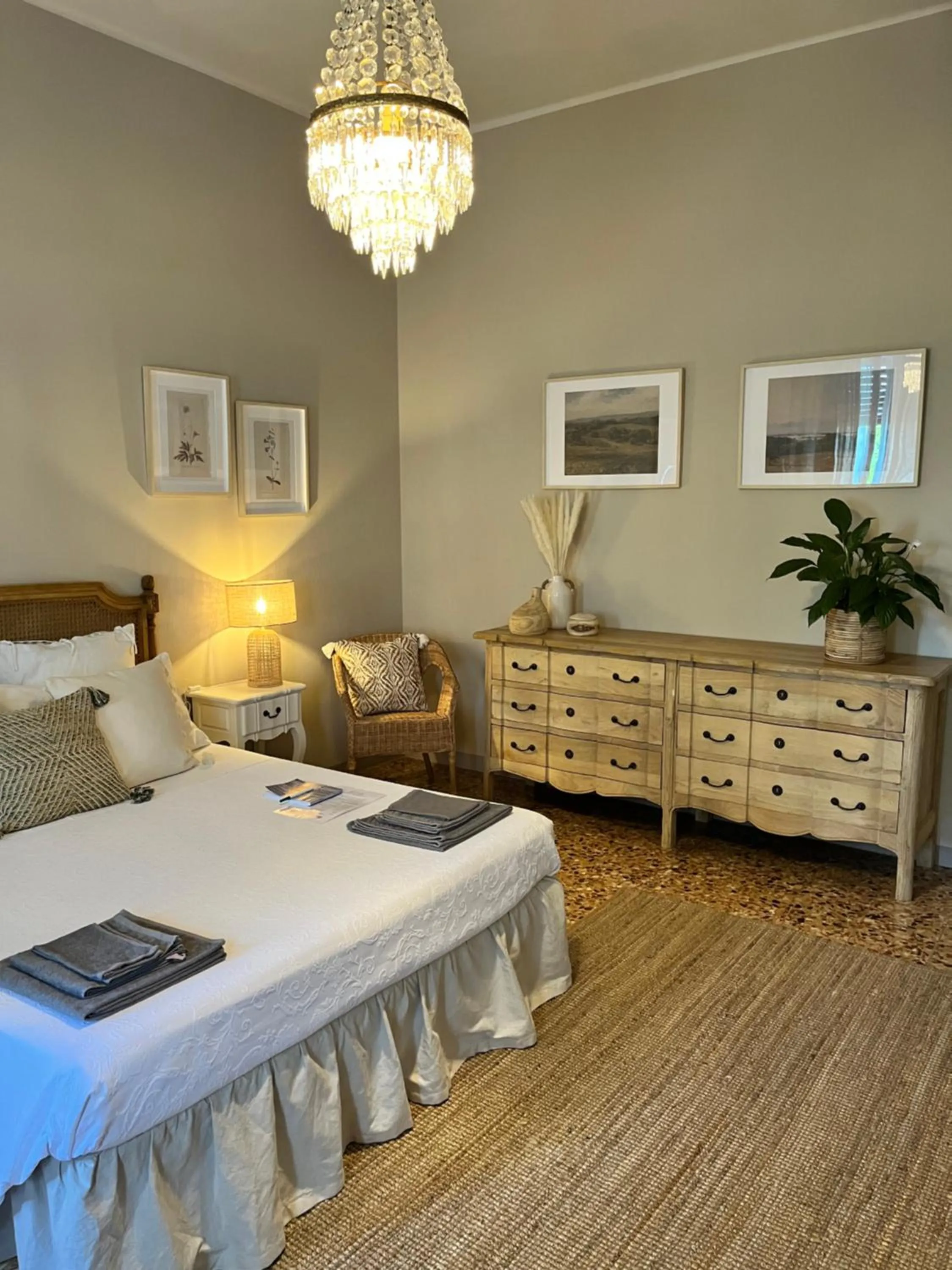 Bed in Villa House and Garden B&B