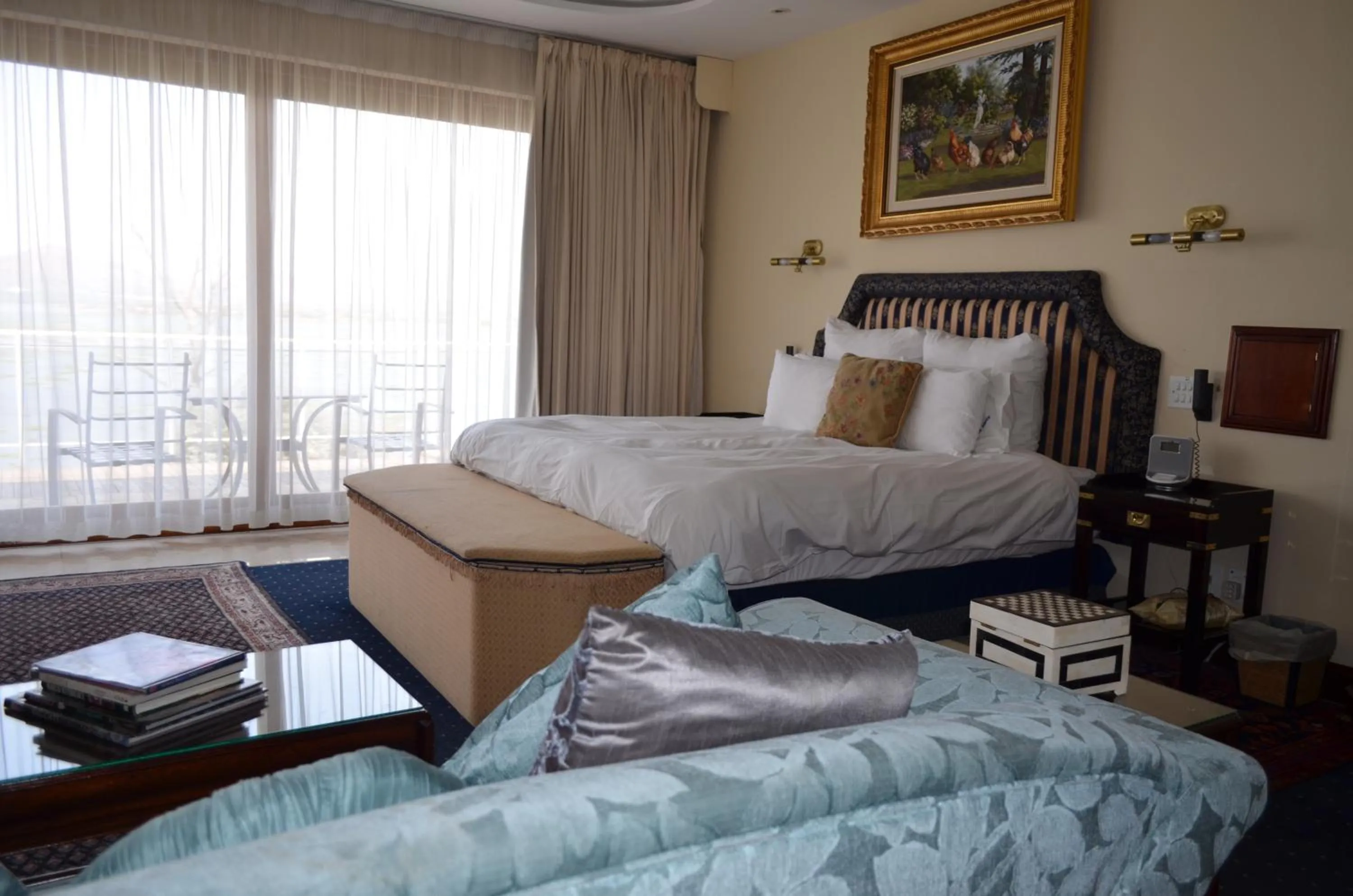 Bed in Kosmos Manor Guest House