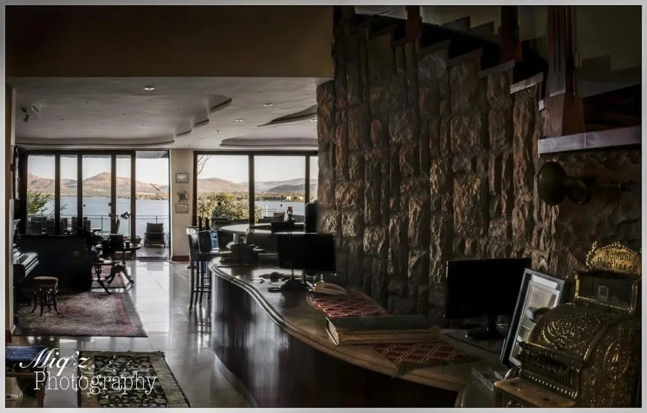 Kosmos Manor Guest House