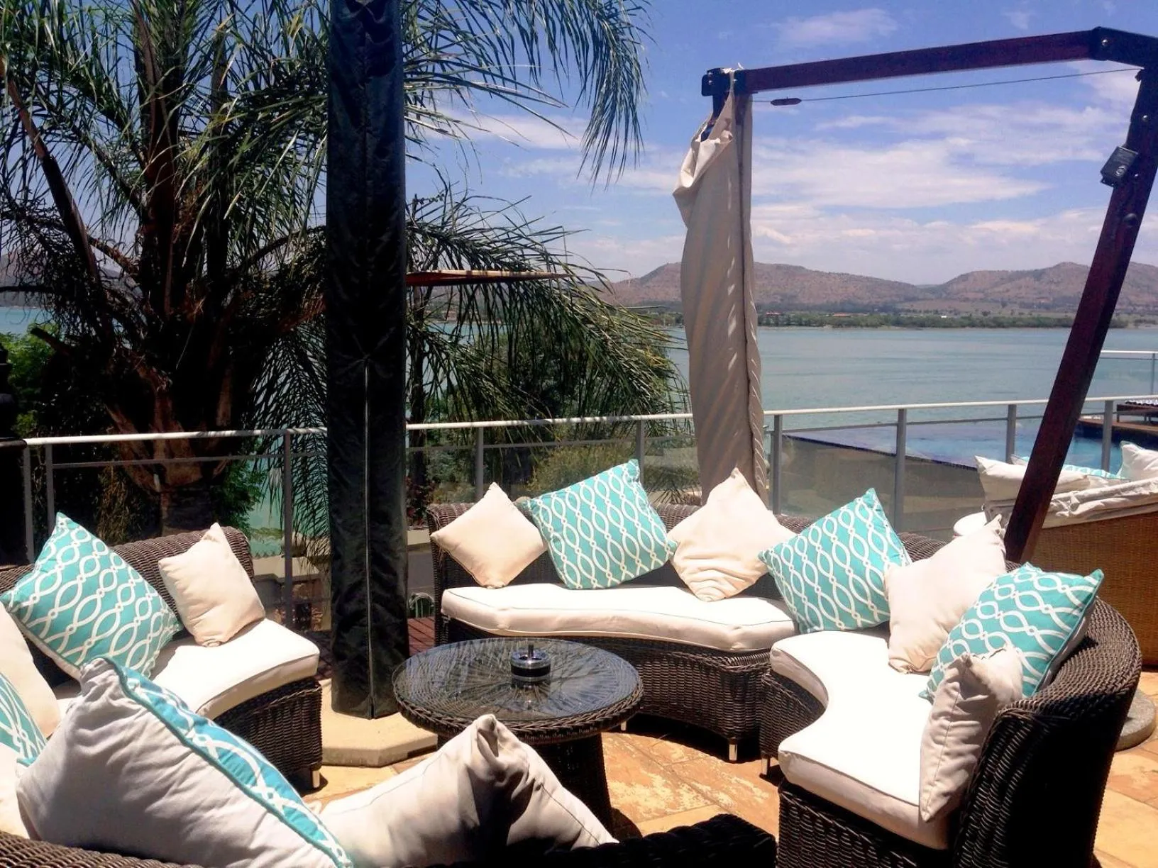 Kosmos Manor Guest House