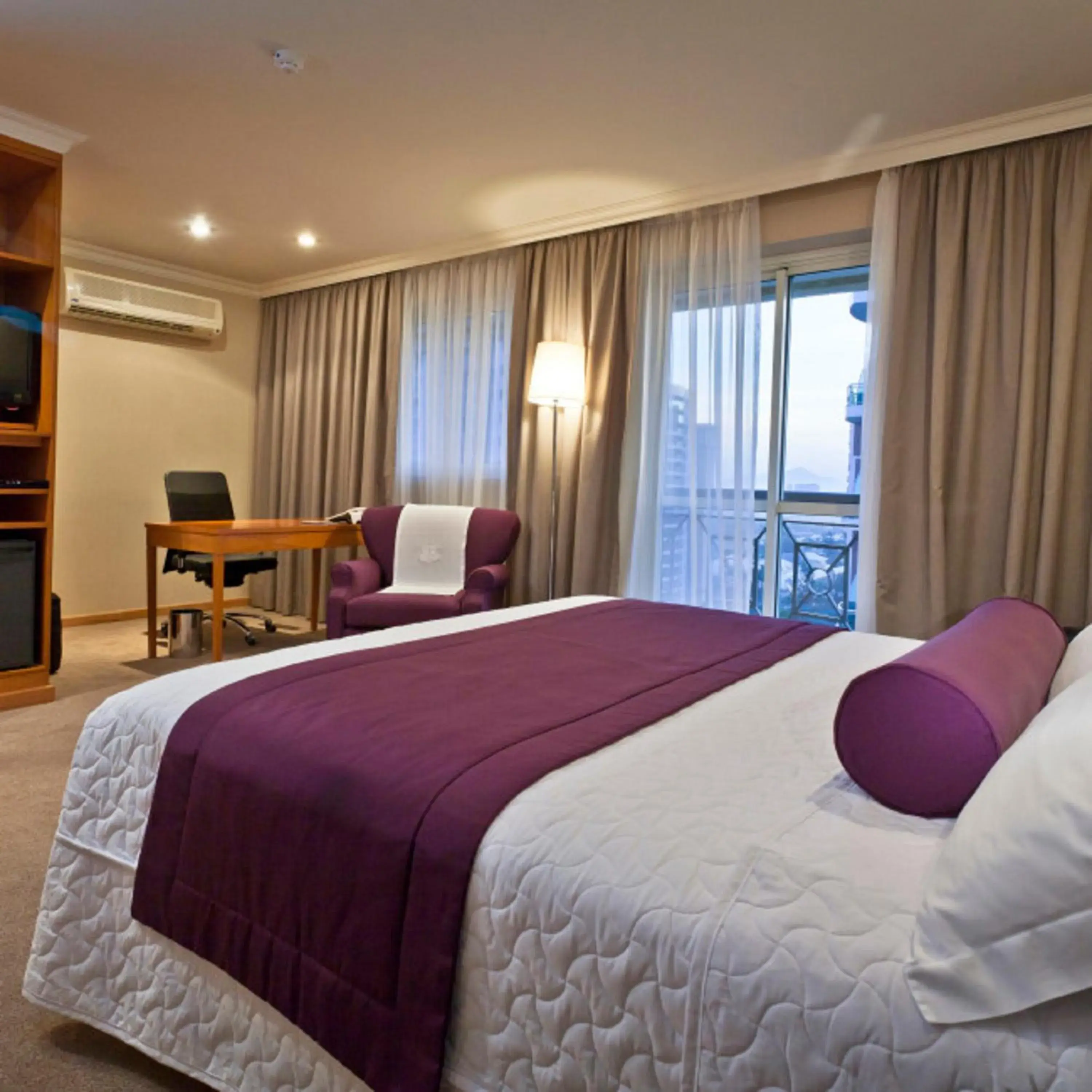 Photo of the whole room, Bed in Bourbon Residence Barra da Tijuca - Rio de Janeiro Photo of the whole room, Bed in Bourbon Residence Barra da Tijuca - Rio de Janeiro