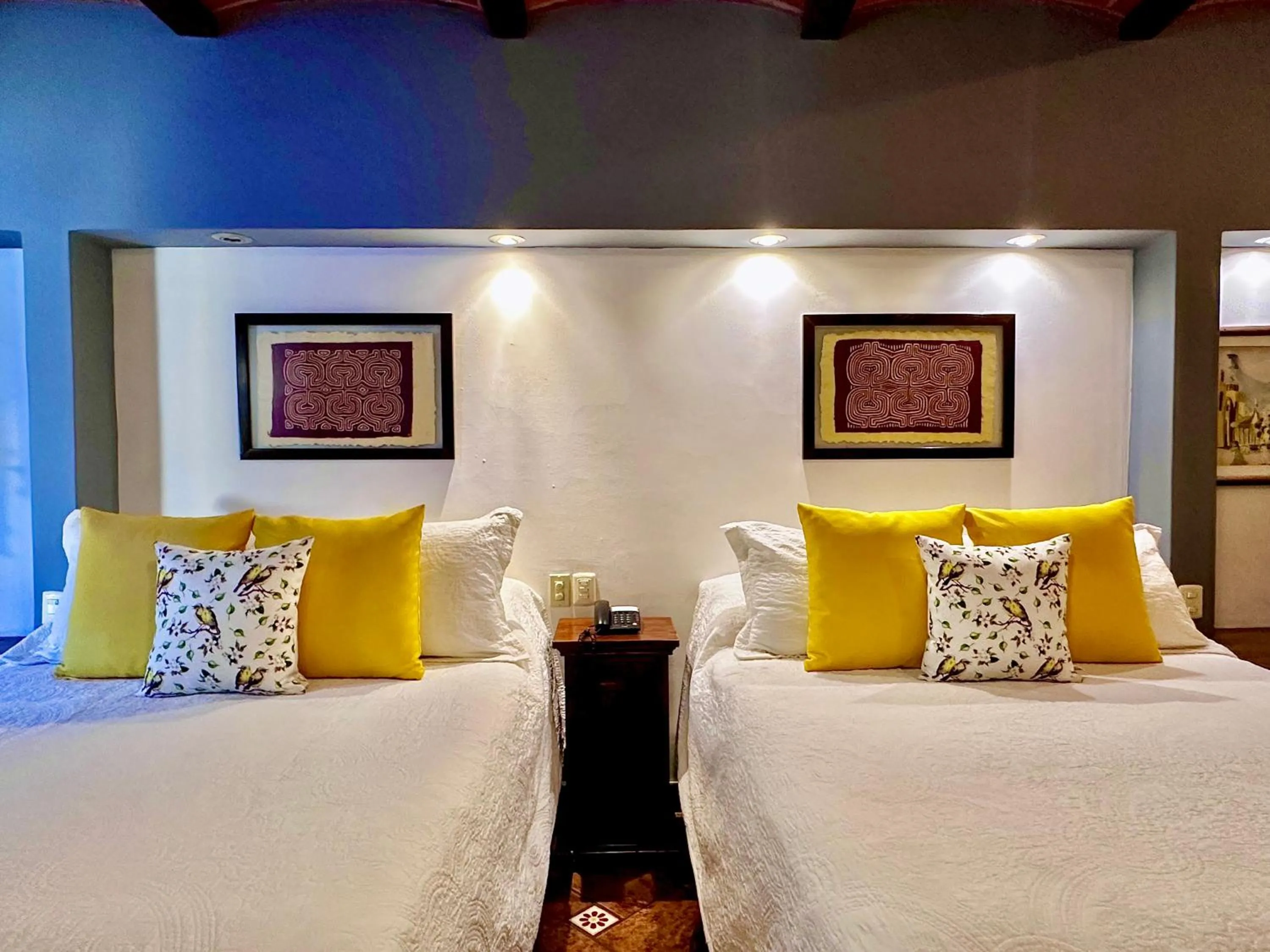 Bed in La Villa del Ensueno Boutique Hotel