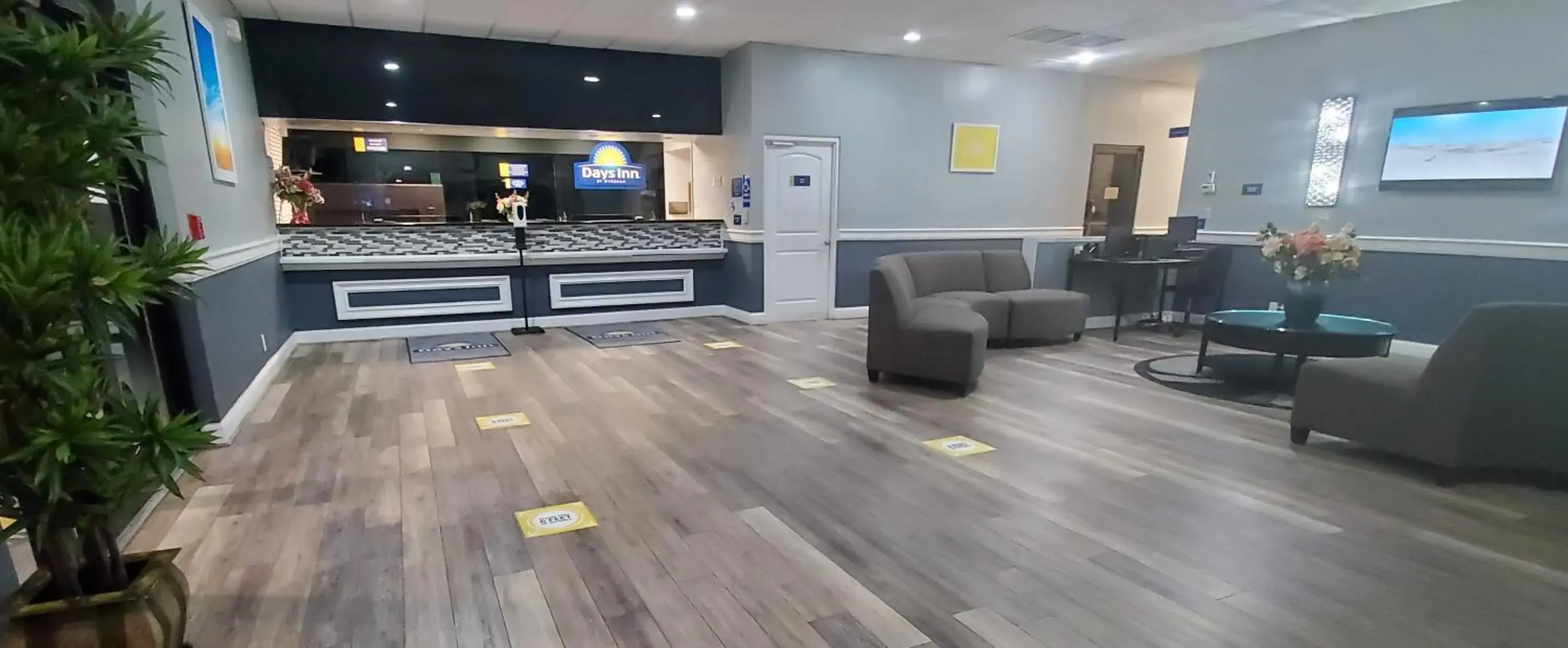 Lobby or reception in Days Inn by Wyndham Stuart Lobby or reception in Days Inn by Wyndham Stuart