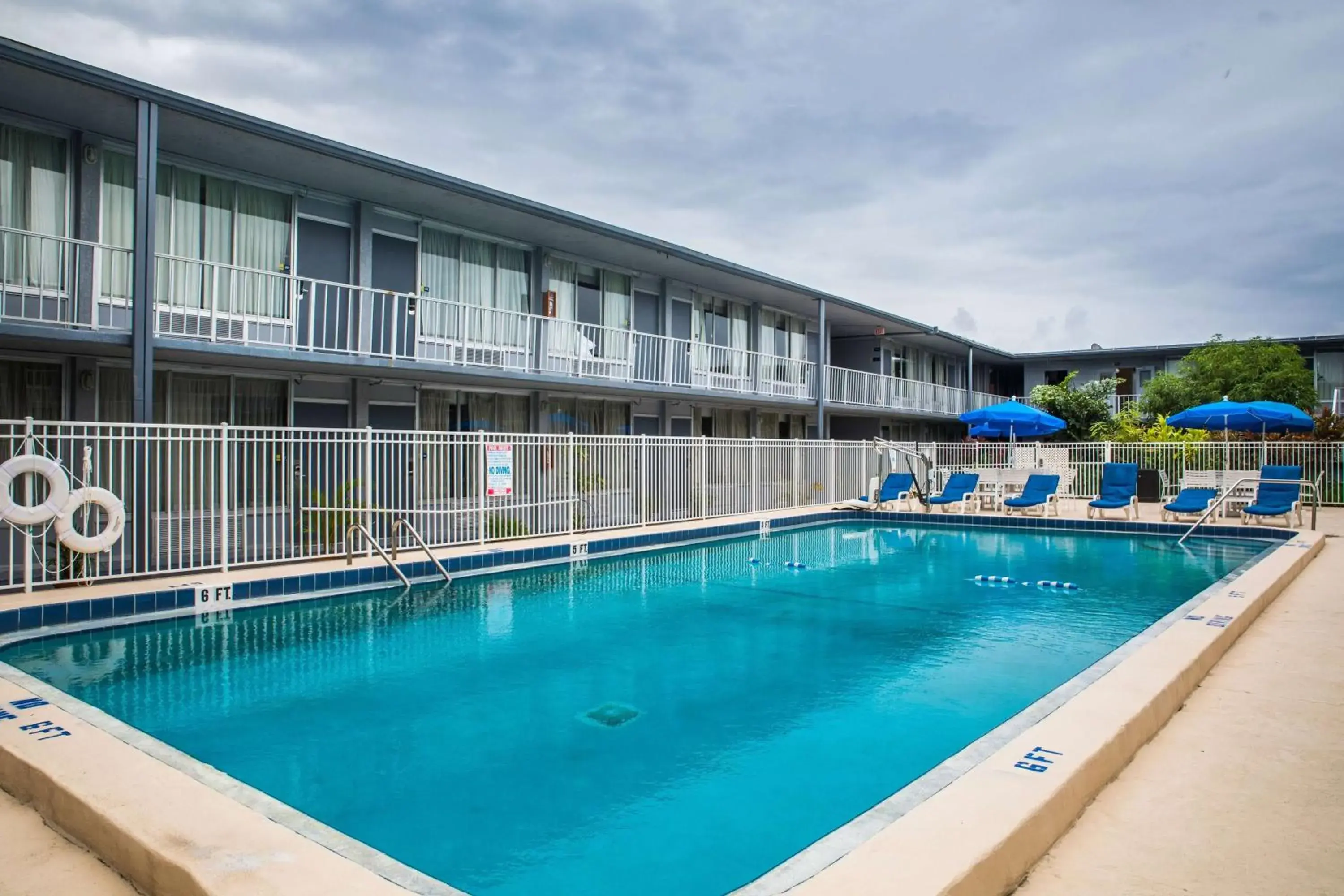 Pool view in Days Inn by Wyndham Stuart Pool view in Days Inn by Wyndham Stuart