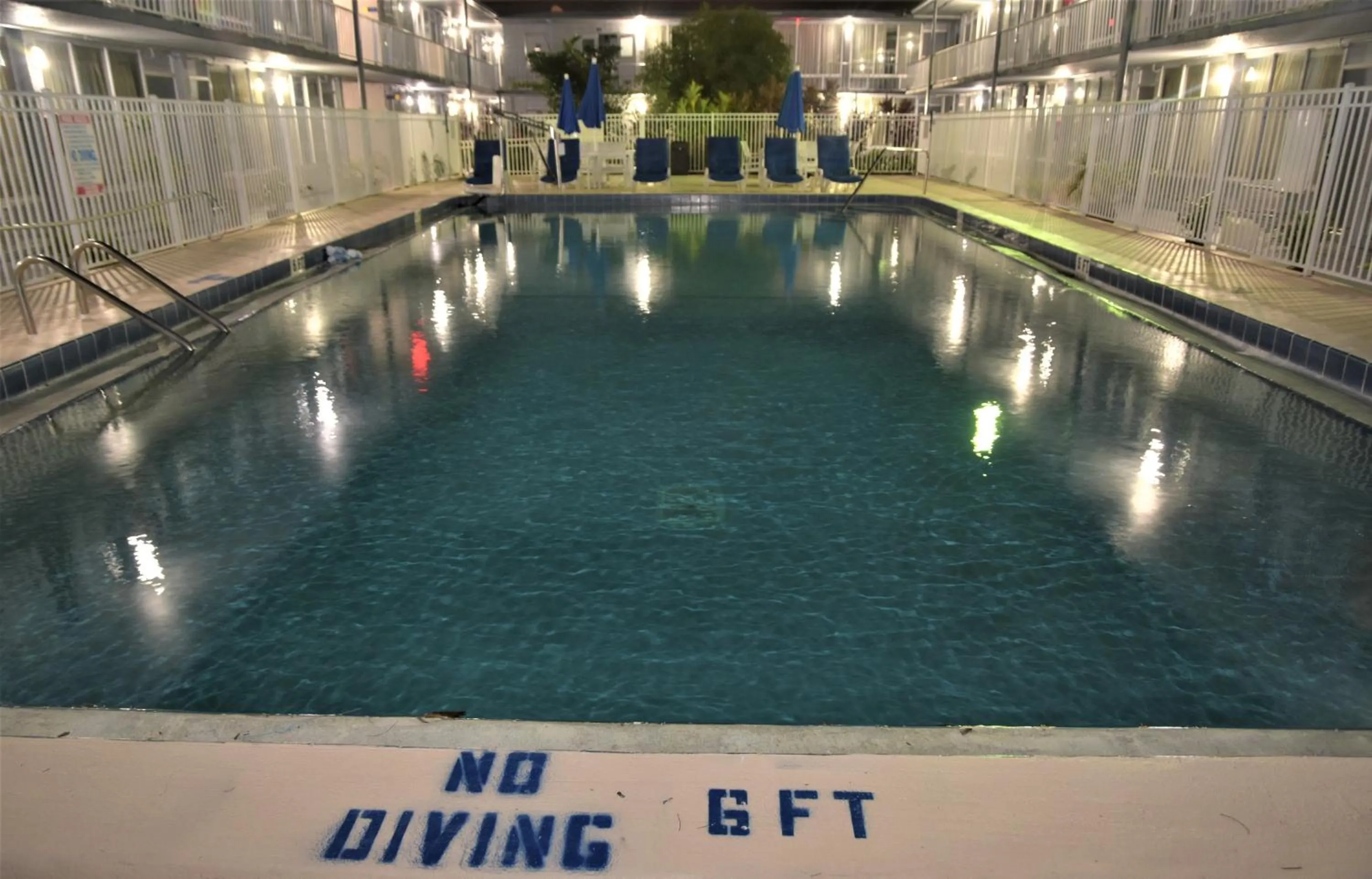 Swimming pool in Days Inn by Wyndham Stuart