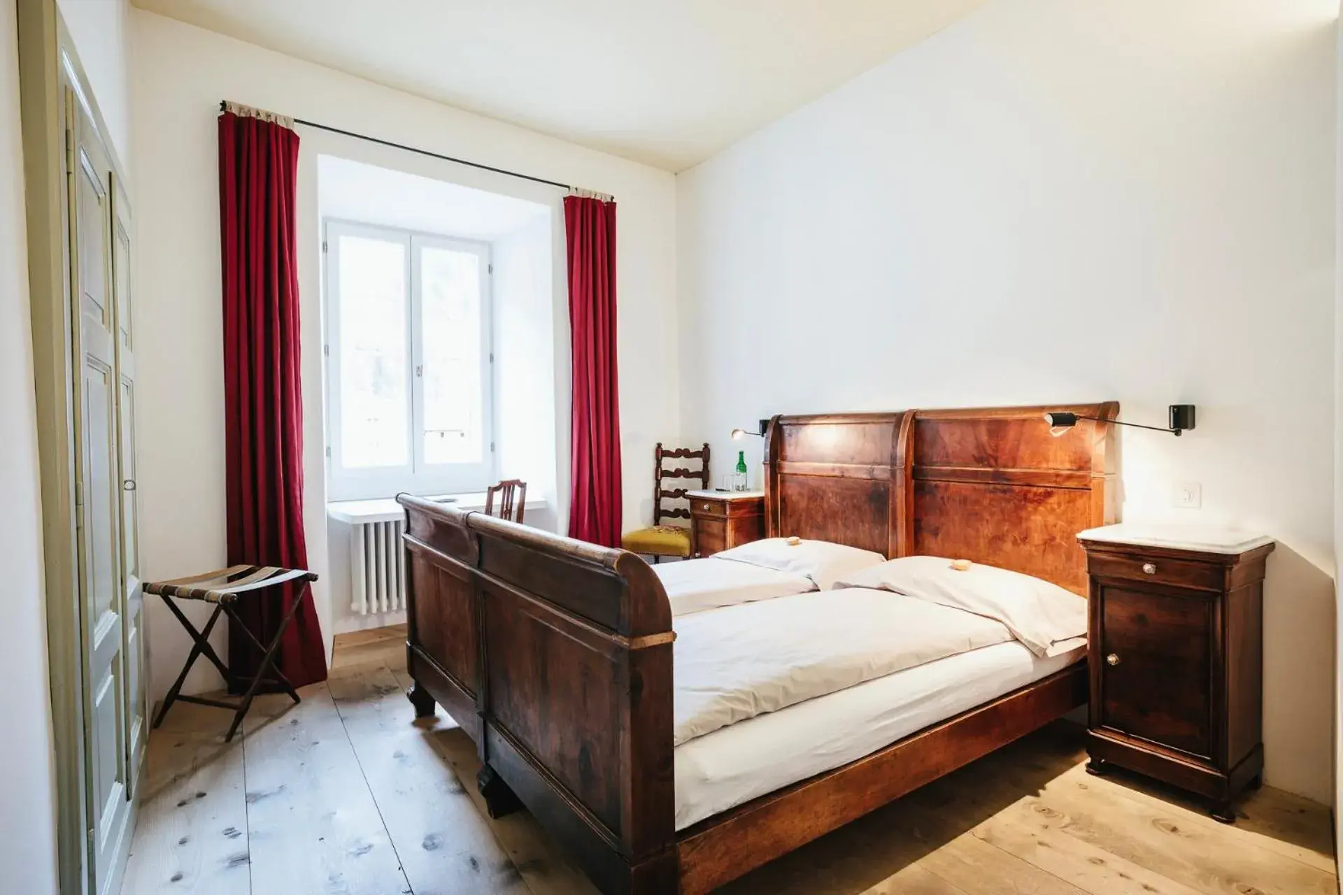 Twin Room in Historic Hotel Albrici Twin Room in Historic Hotel Albrici