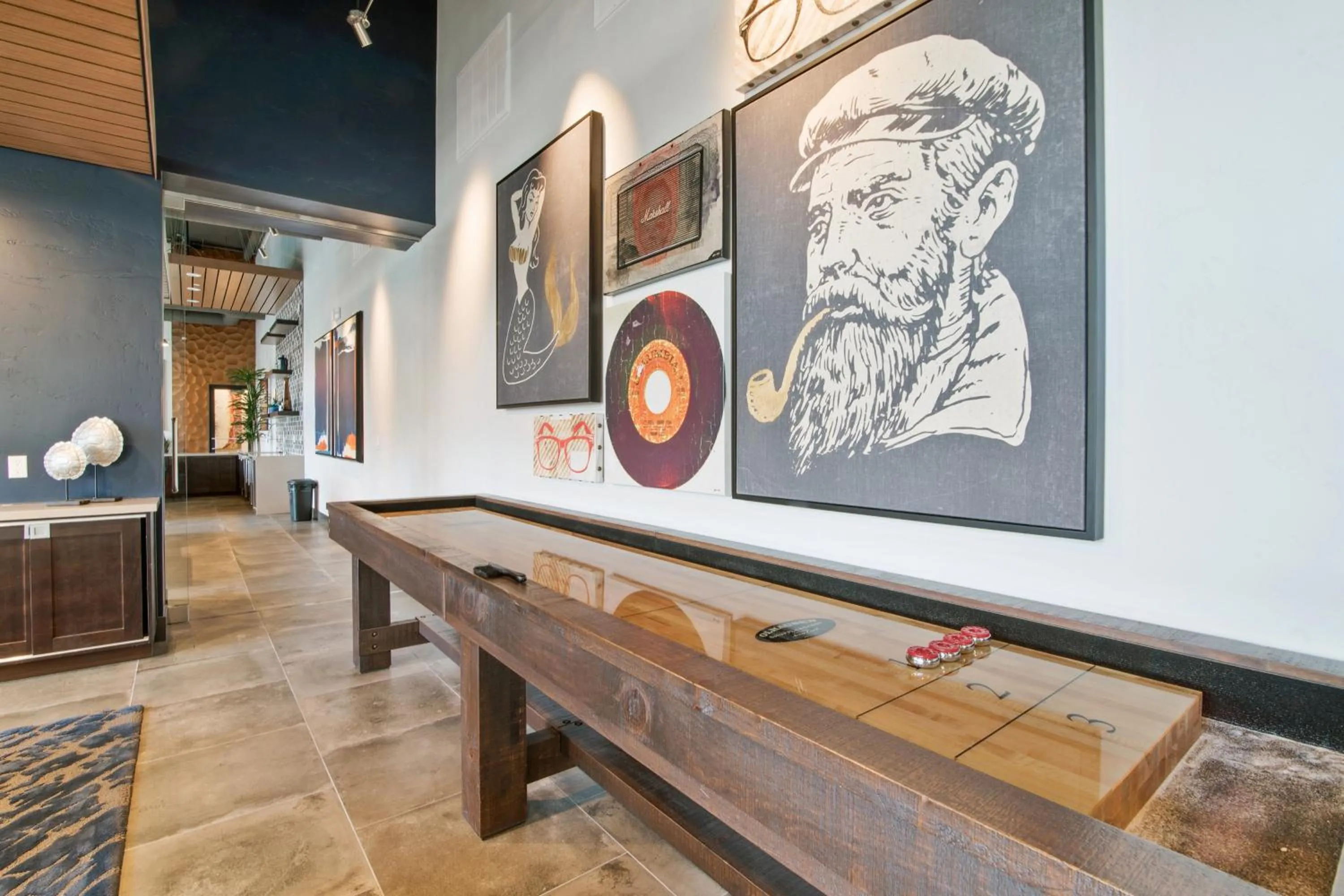 Billiard in Global Luxury Suites in Menlo Park