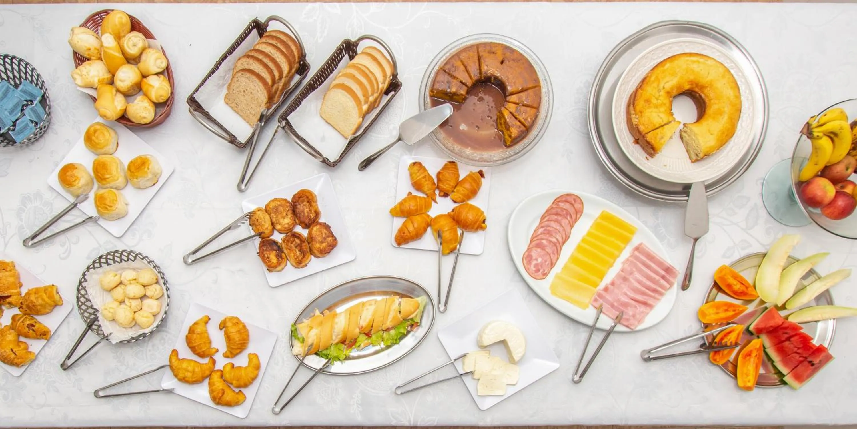 Breakfast in Pousada Casuarina Ferradura