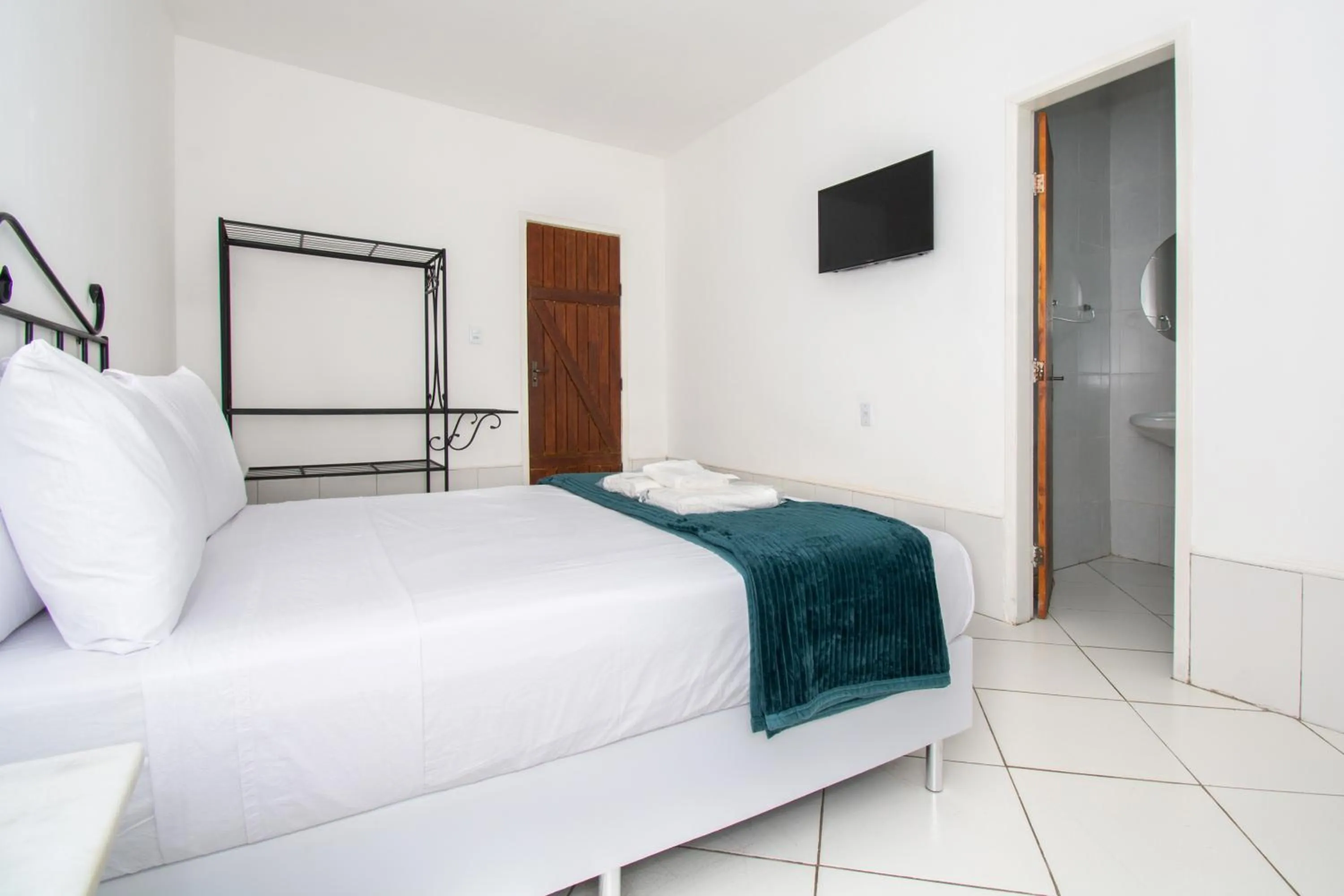 Bedroom, Bed in Pousada Casuarina Ferradura