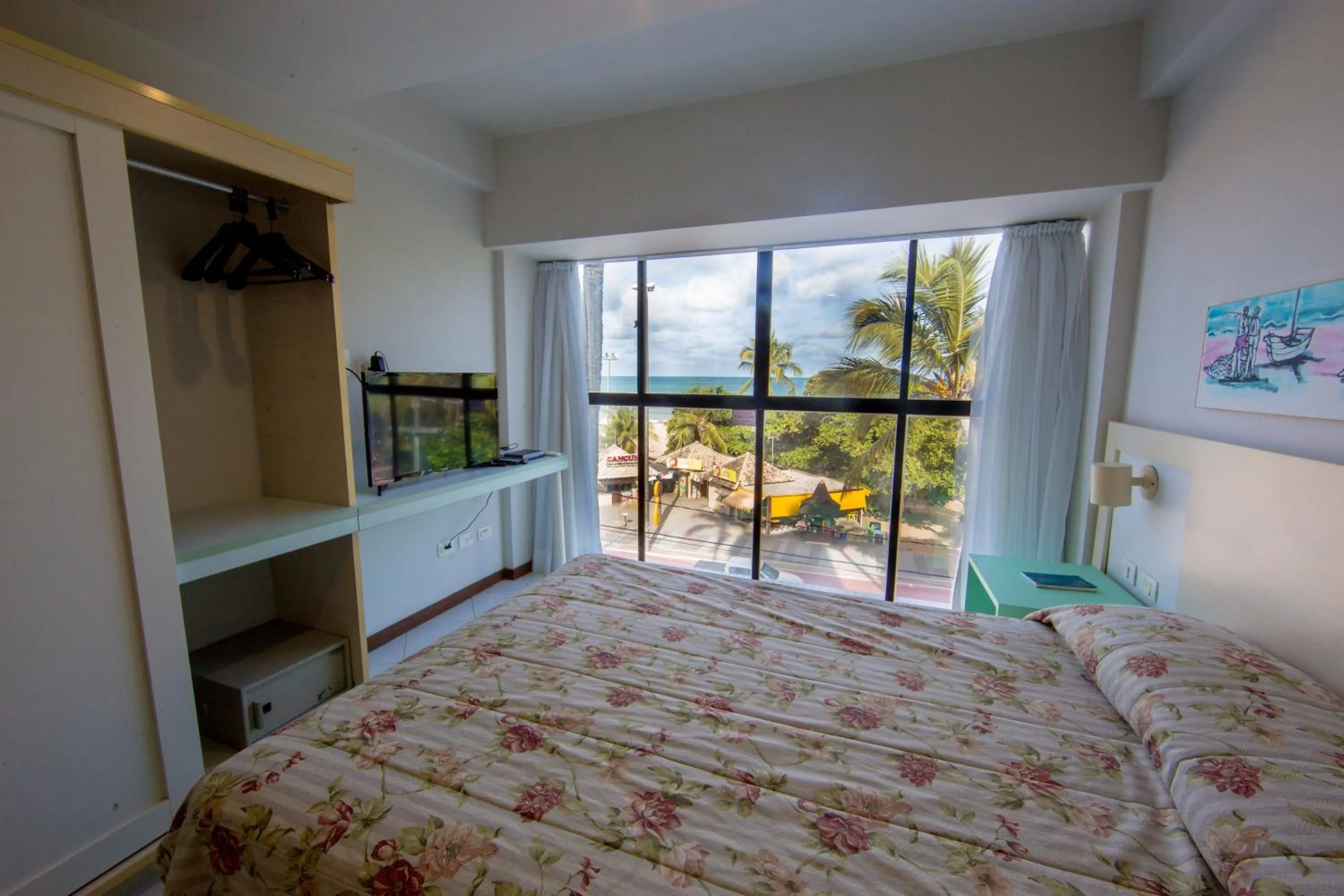 Bed in VOA Ambassador Flat