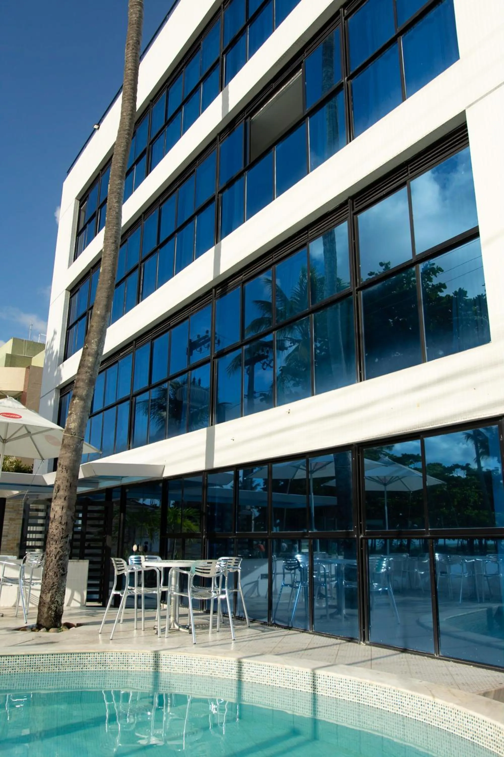 Facade/entrance in VOA Ambassador Flat