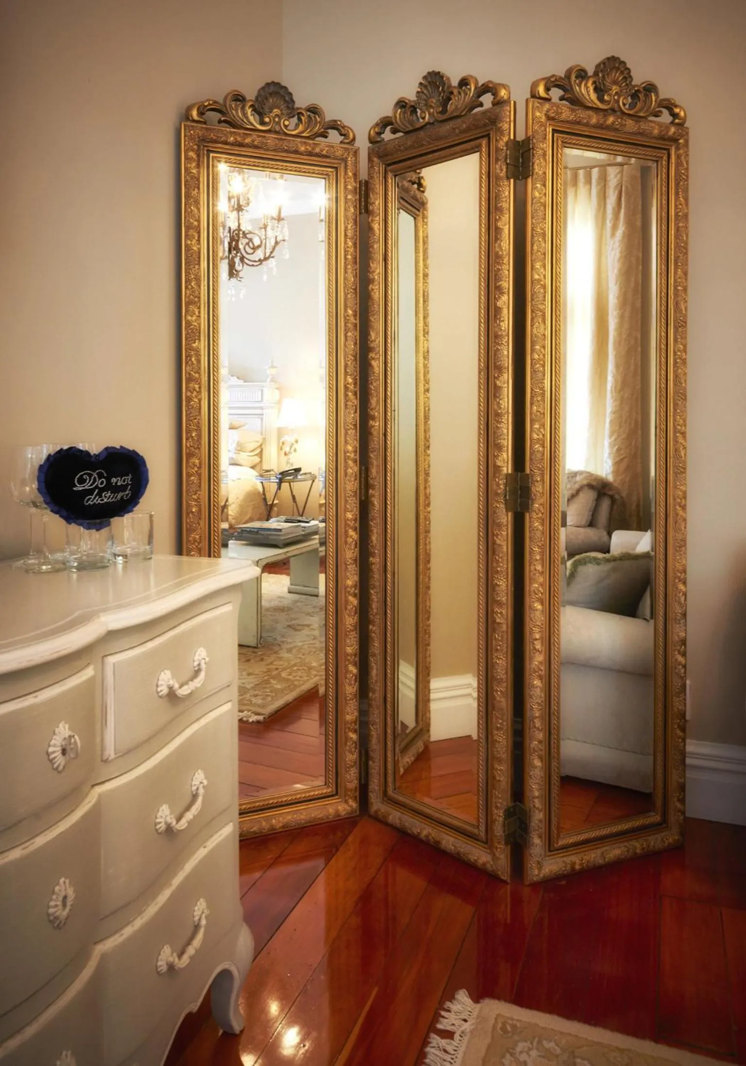 Decorative detail in Escape To Picton Boutique Hotel