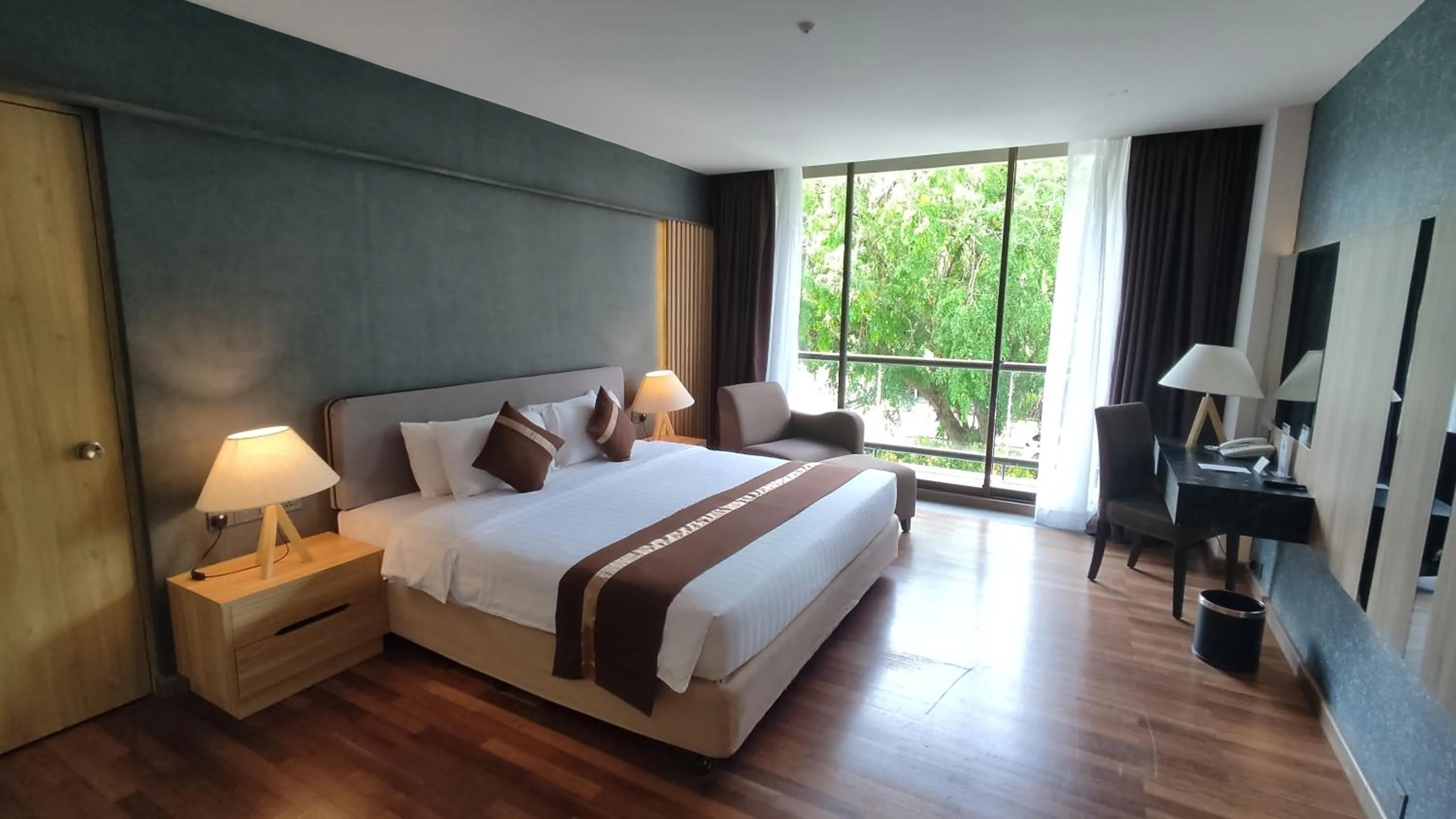 Garden view, Bed in Batam View Beach Resort