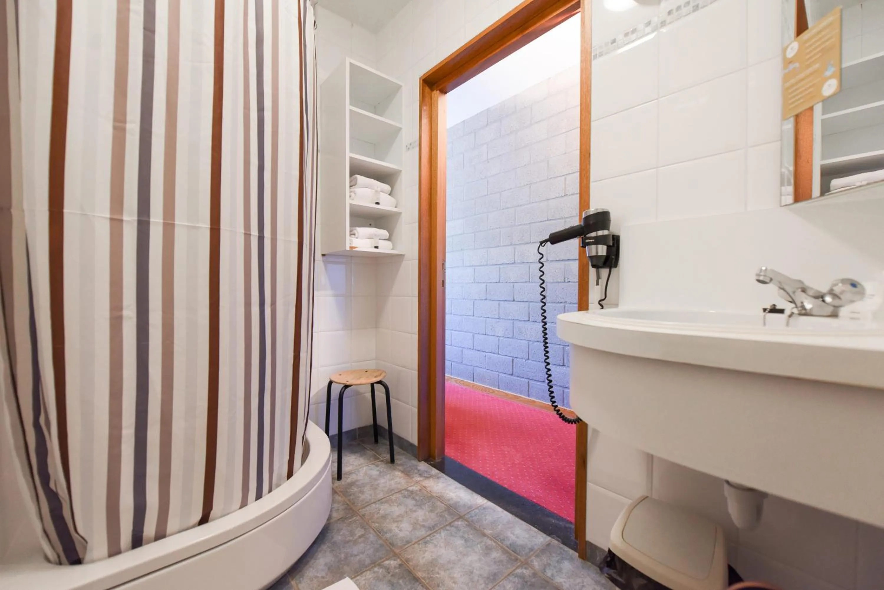 Shower in Vakantiedomein Hoge Duin