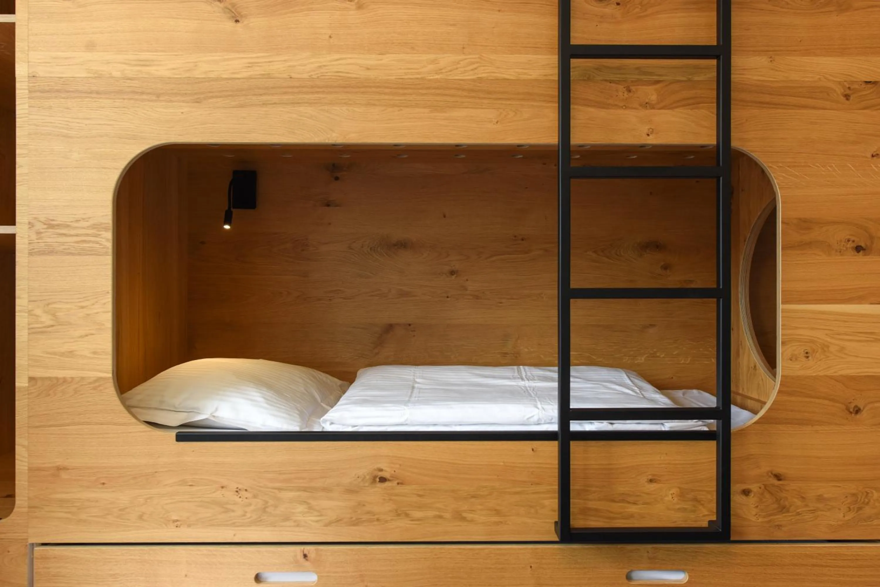 Bed in Vakantiedomein Hoge Duin